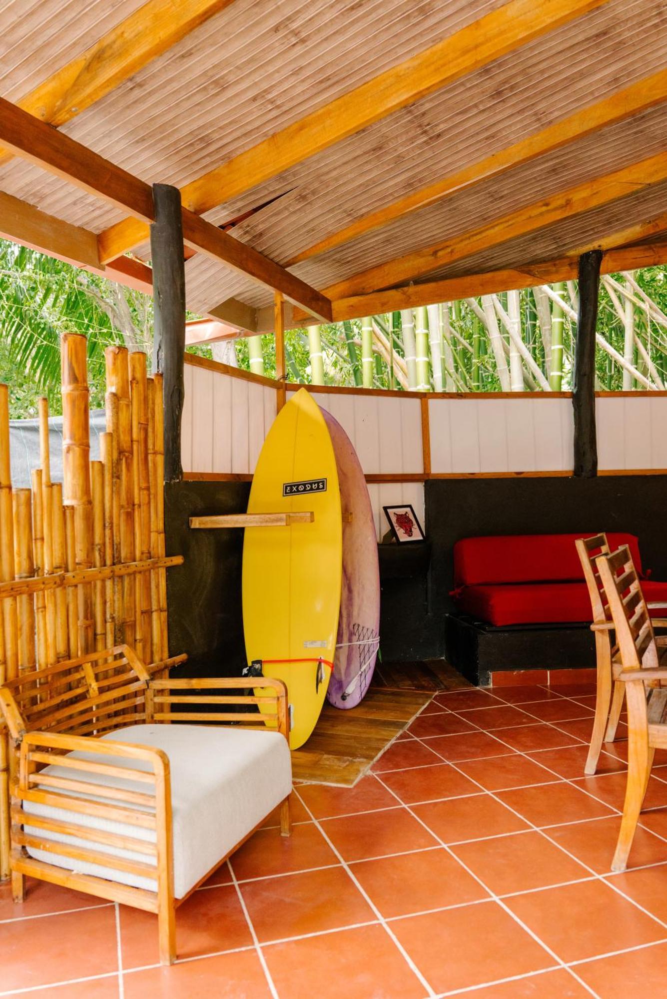 Hostel Salty Enthusiasts Share House &