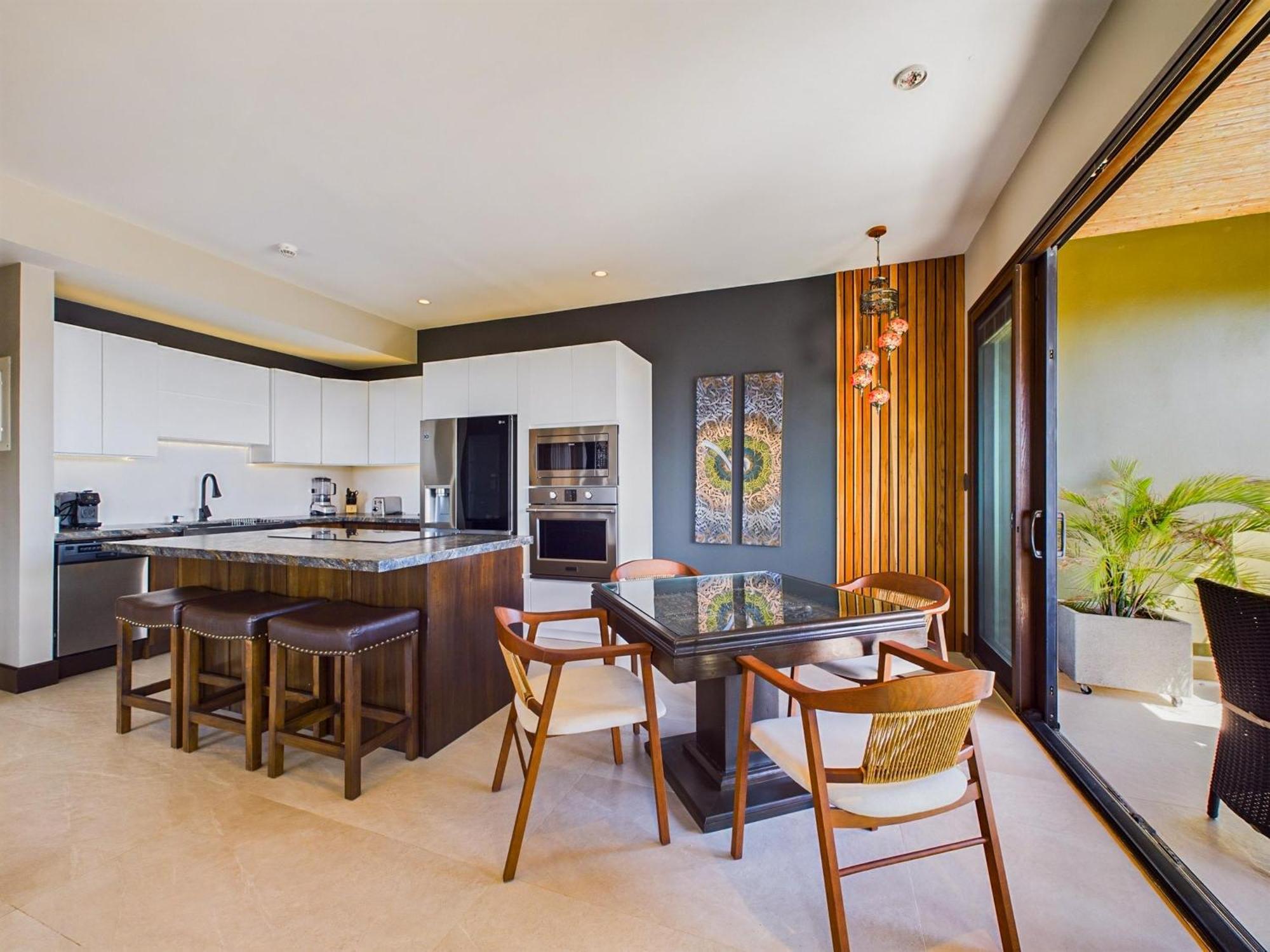 Apartment 360 Splendor 102 - Breathtaking Ocean View Playa Flamingo