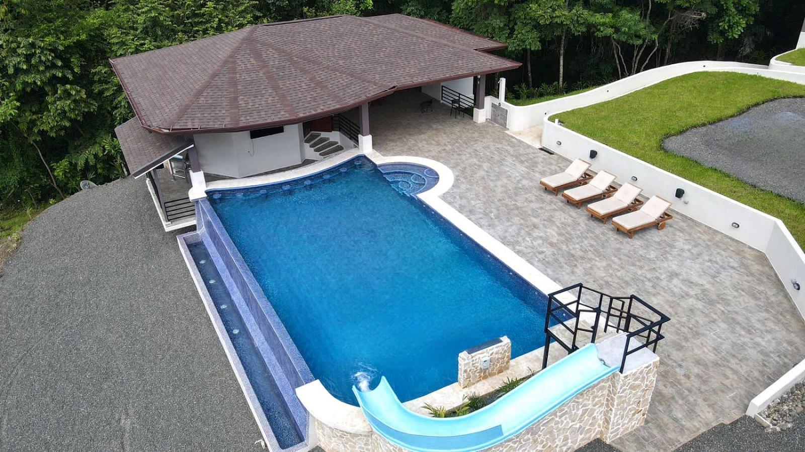Lomas Resort