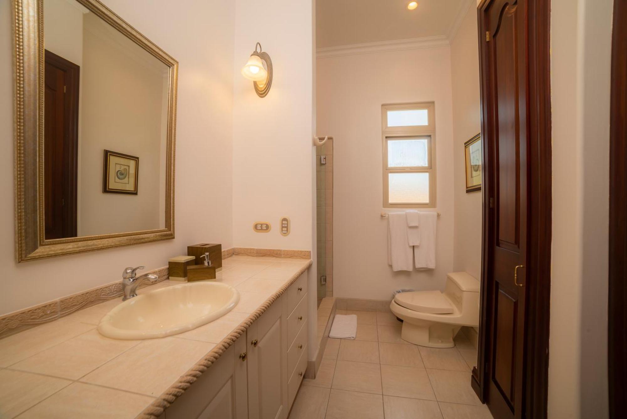Suenos Bella Vista 2b 3 Bdr 3 Bath By In Cr Holiday home