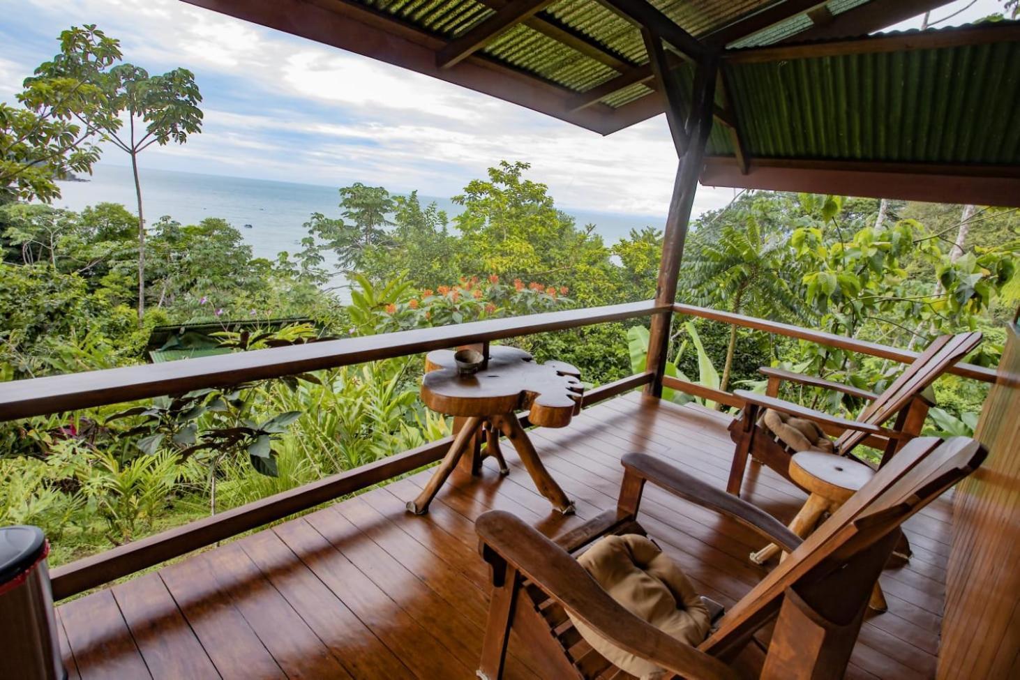 Sunset Lodge