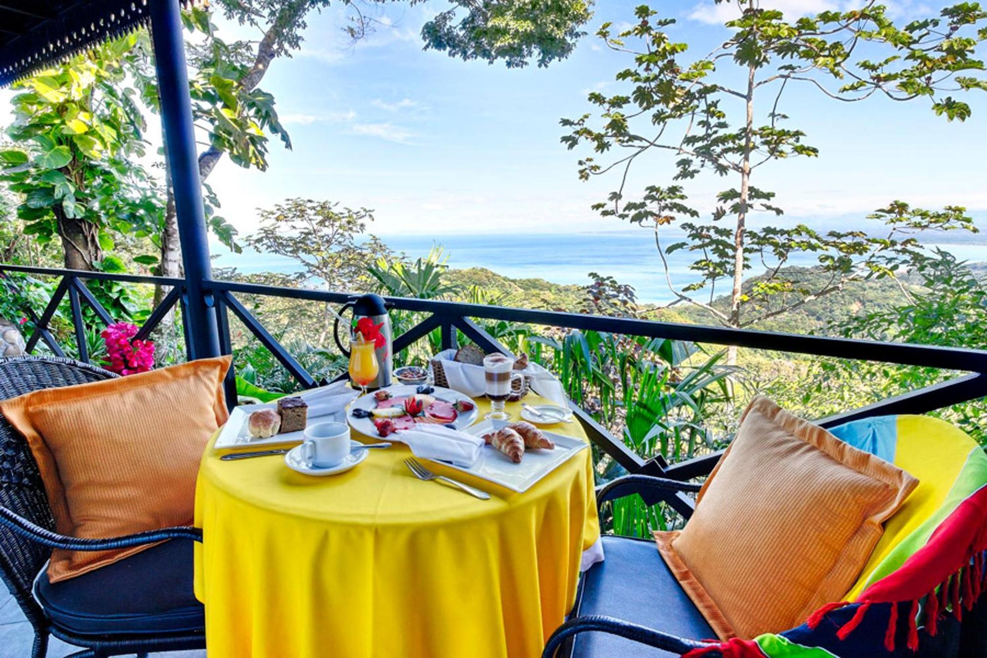 Hotel Caletas Jaco