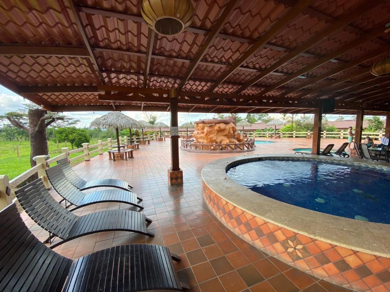 Hotel La Pradera Del Arenal 3*