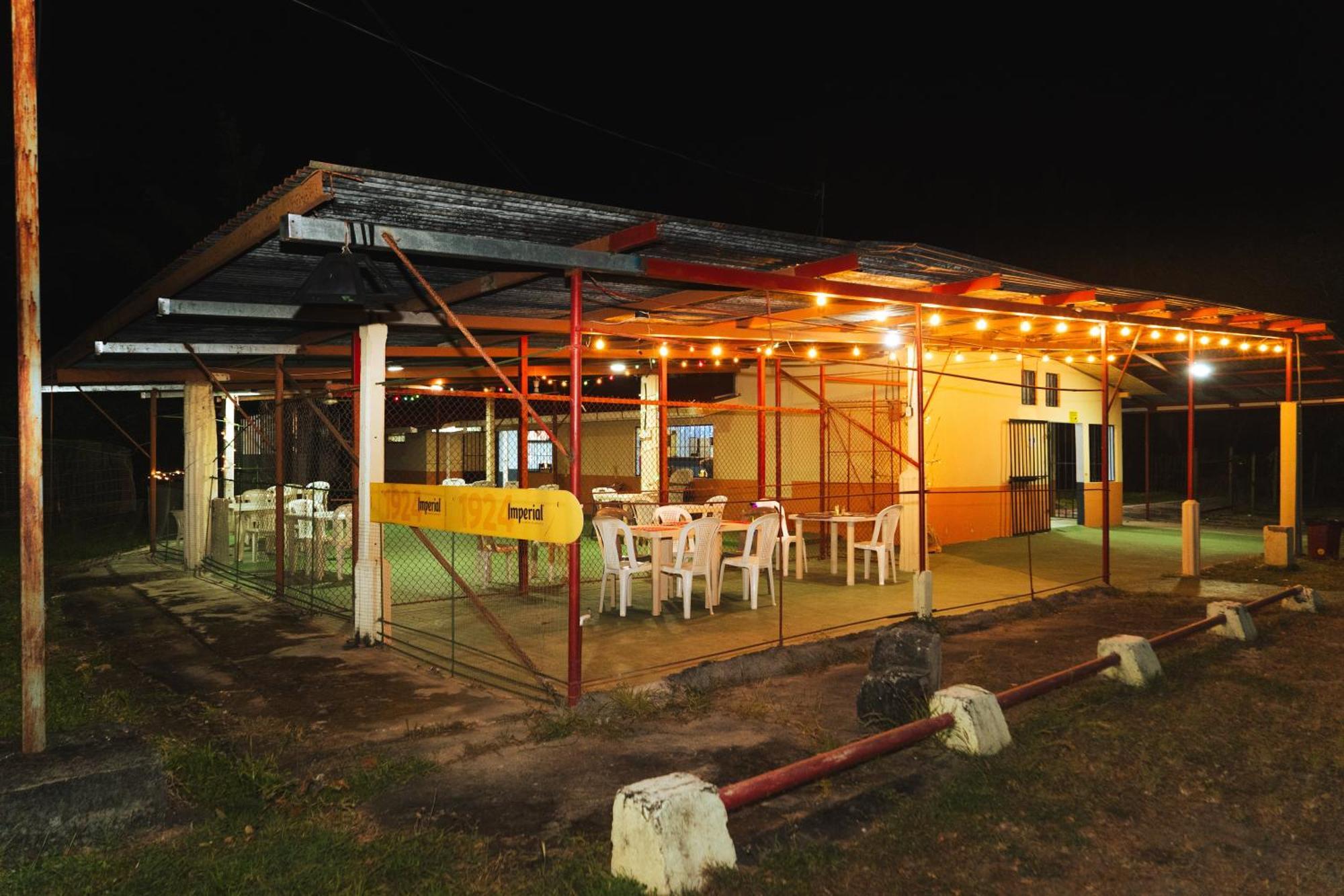 El Cocobolo Food&rest 6 Wifi Ac Pkg Gratis *