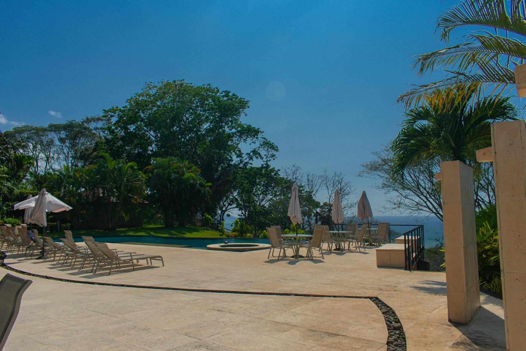 Nativa Vistas, Tarcoles