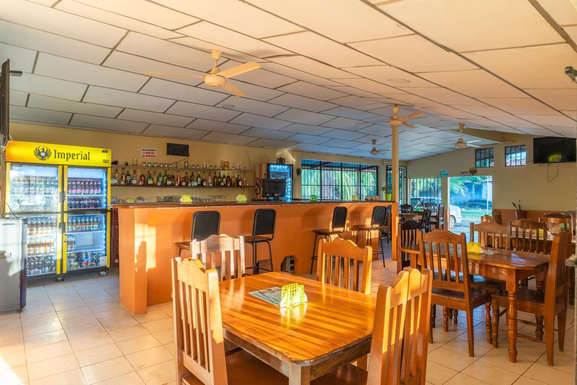 El Cocobolo Food&rest 6 Wifi Ac Pkg Gratis Liberia