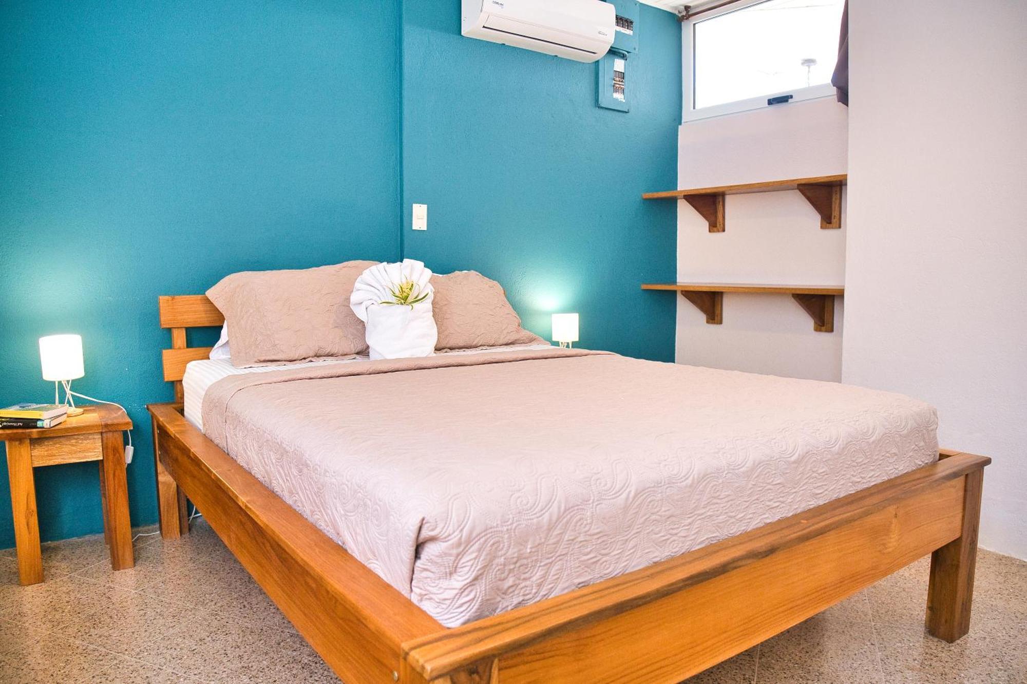 Pacific Hotel 4*