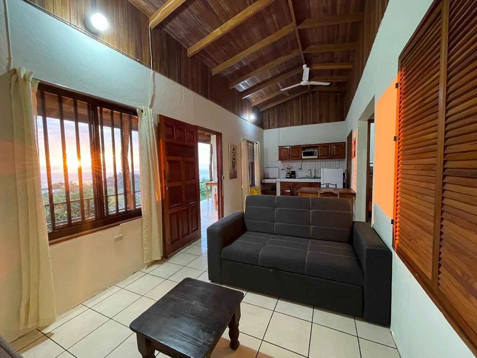 Pura Natura Manuel Antonio