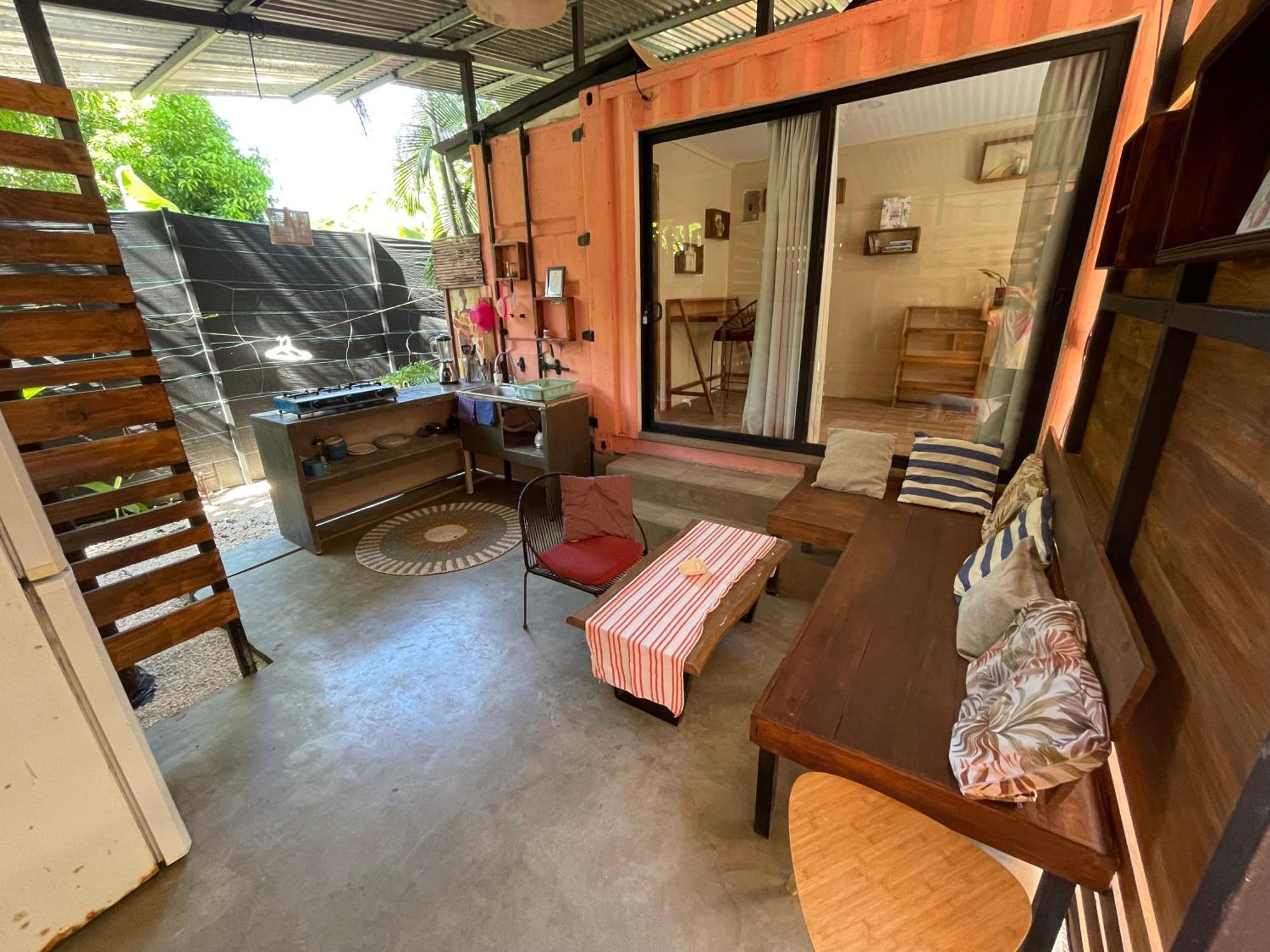 Salty Enthusiasts Share House & Playa Santa Teresa (Puntarenas)