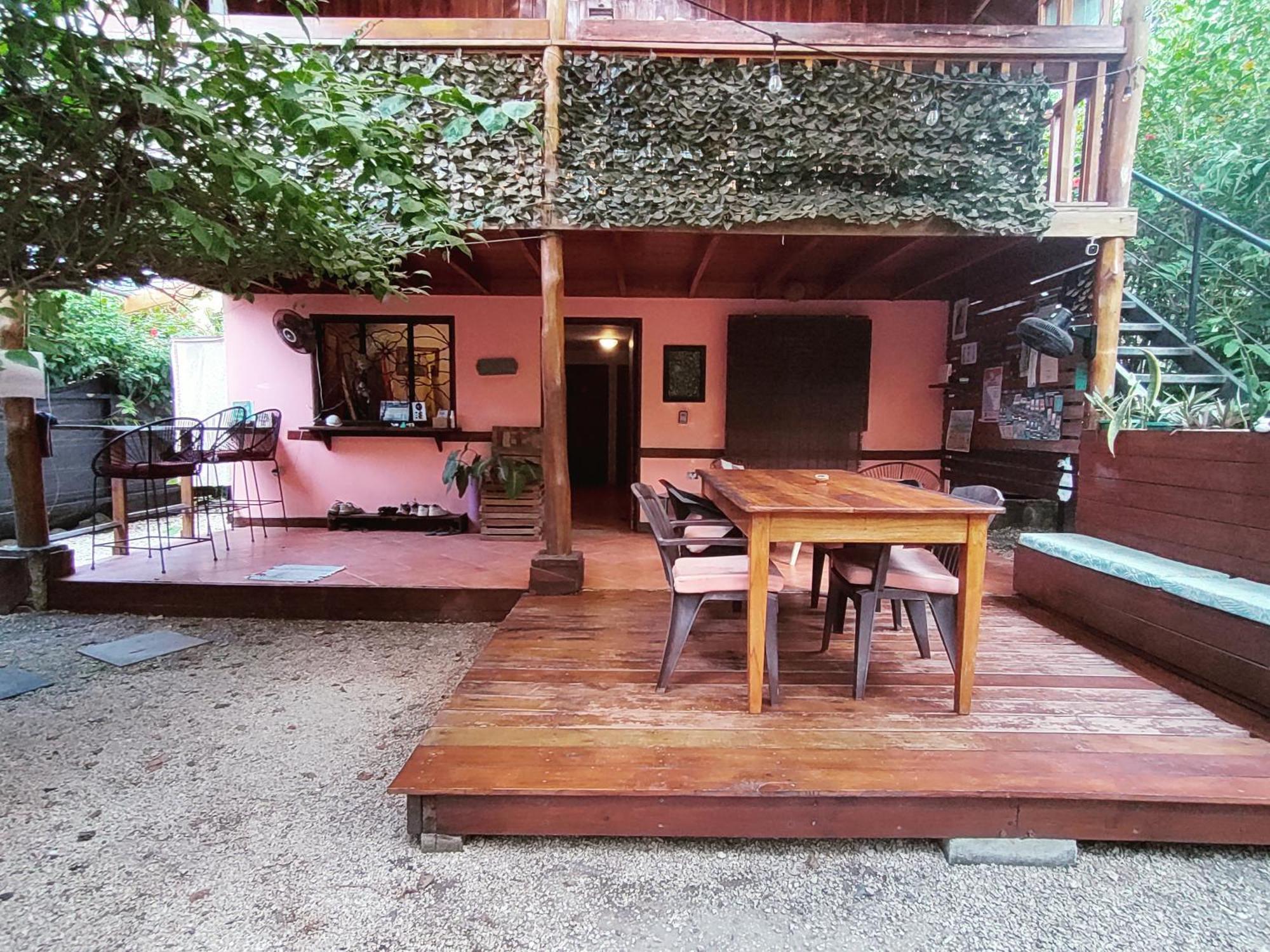Salty Enthusiasts Share House & Hostel Playa Santa Teresa (Puntarenas)