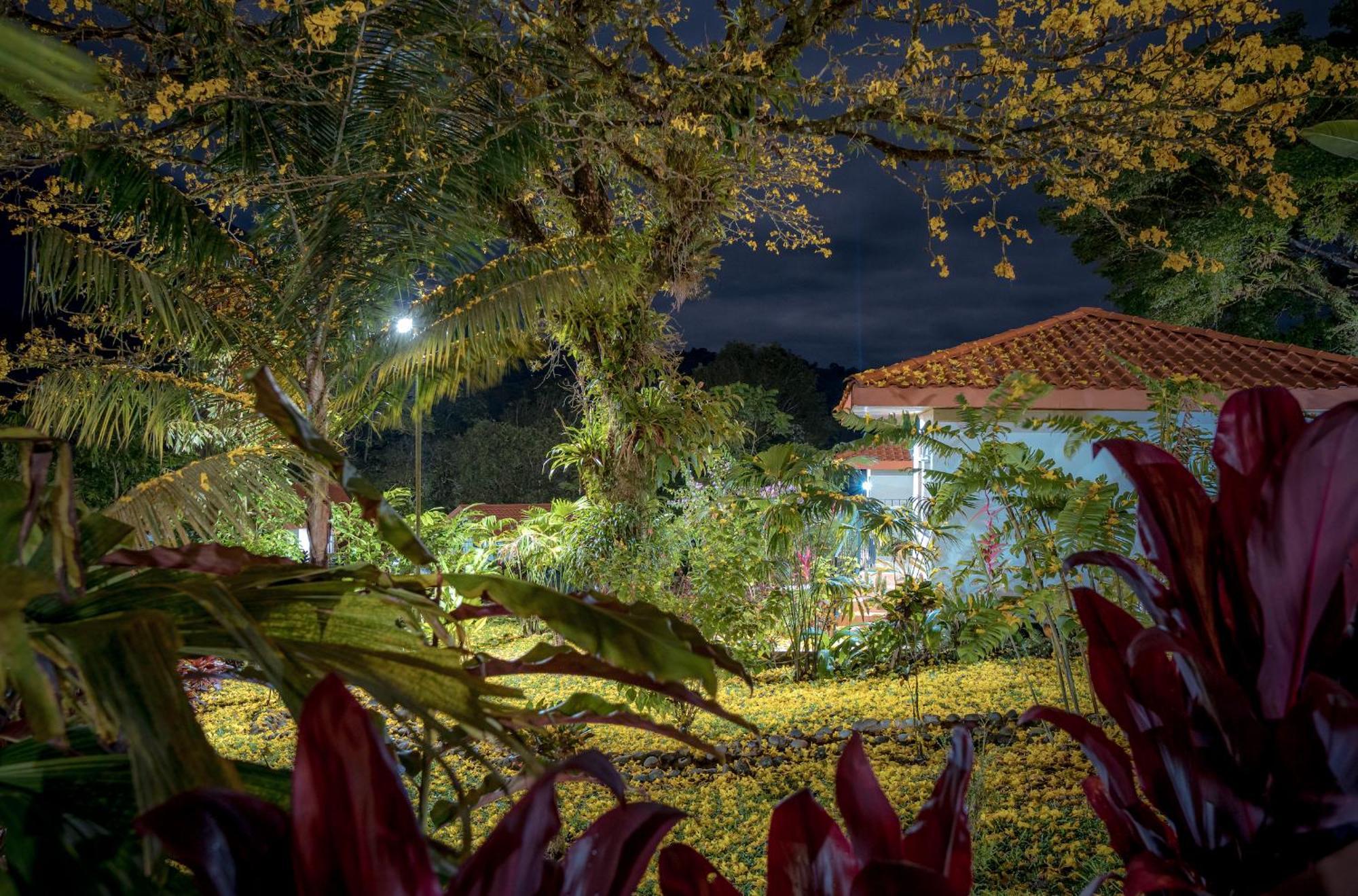 Hotel Miradas Arenal & Hotsprings 3*