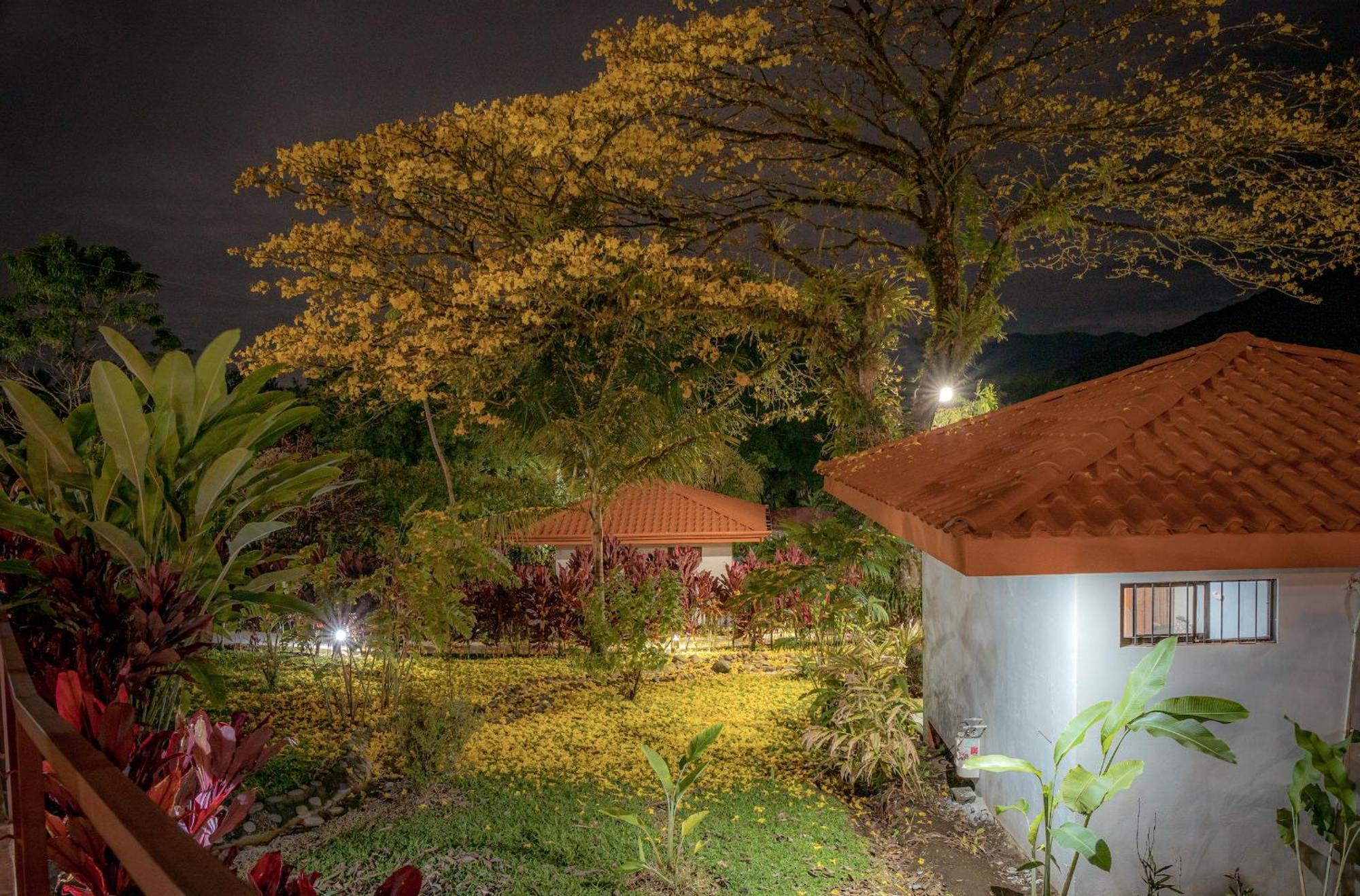 Miradas Arenal & Hotsprings La Fortuna