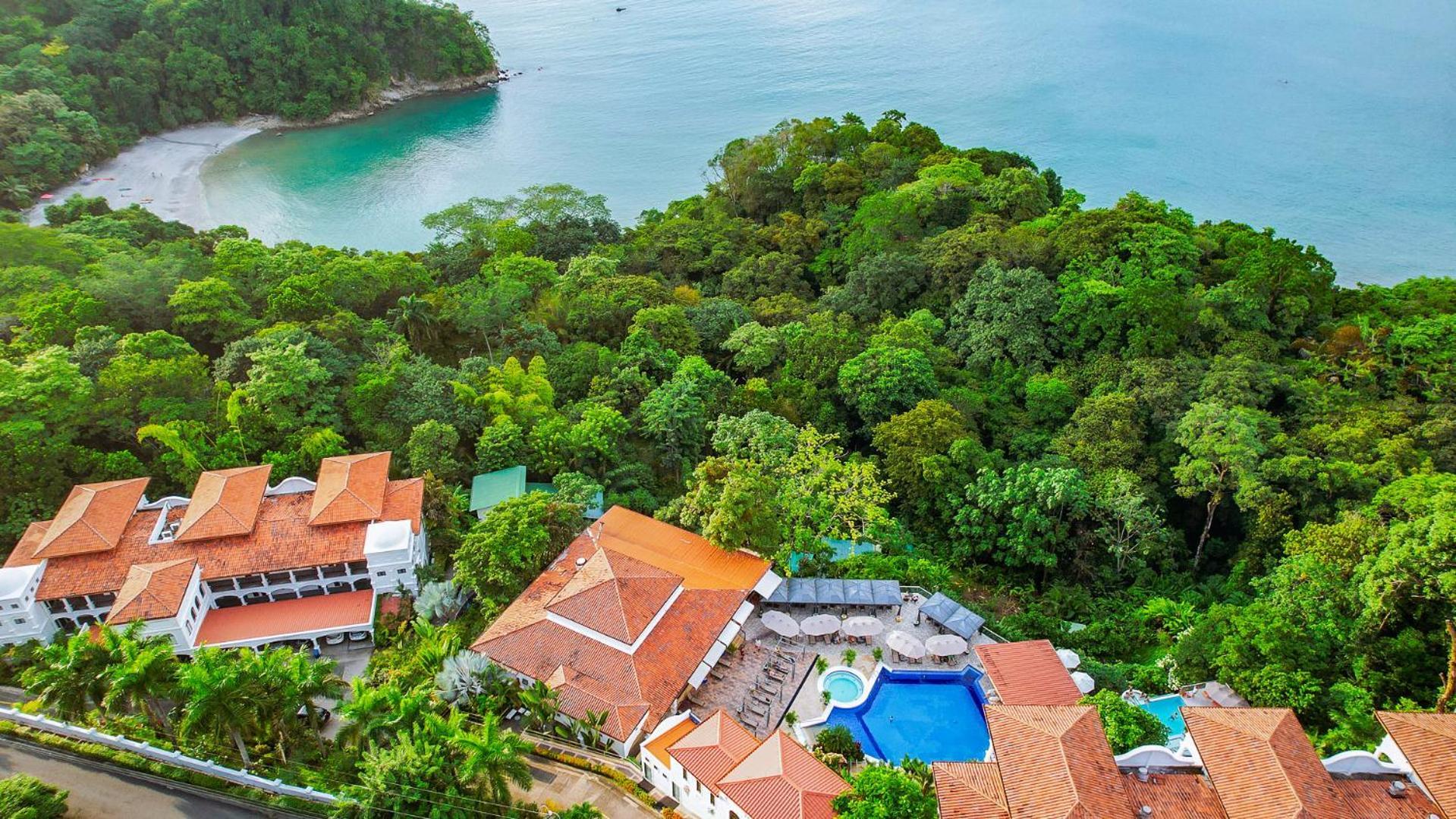 Shana By The Manuel Antonio