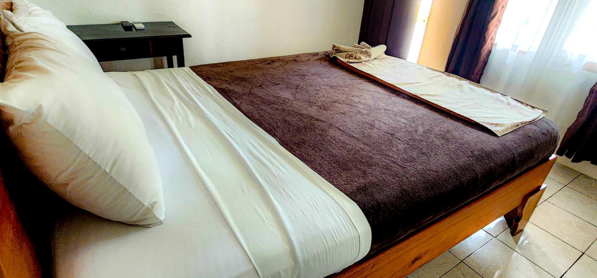 Arenal Poshpacker Hostel