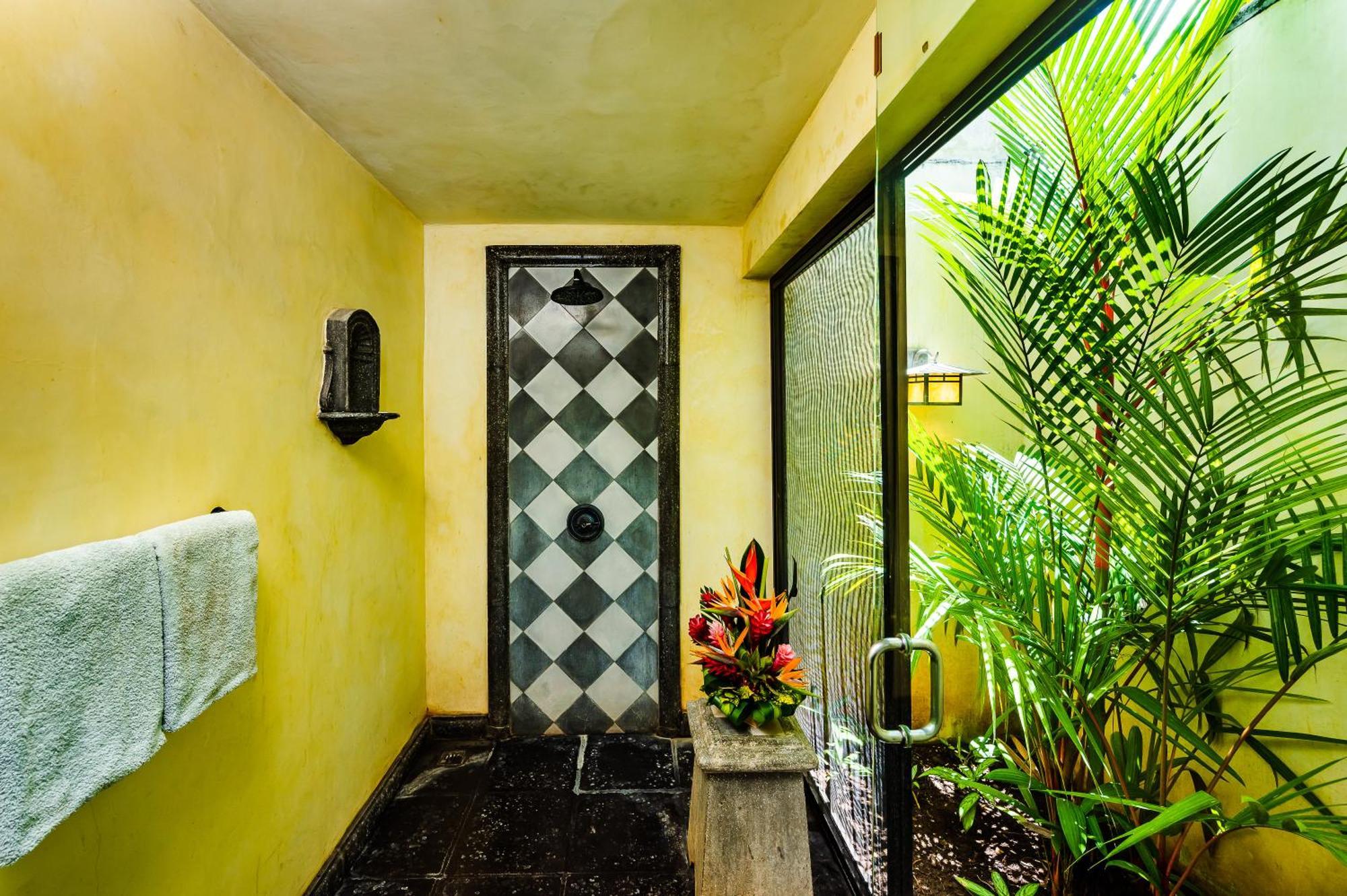 Casa Arrecife - 5bdr Beachfront - Ethereal Sunsets