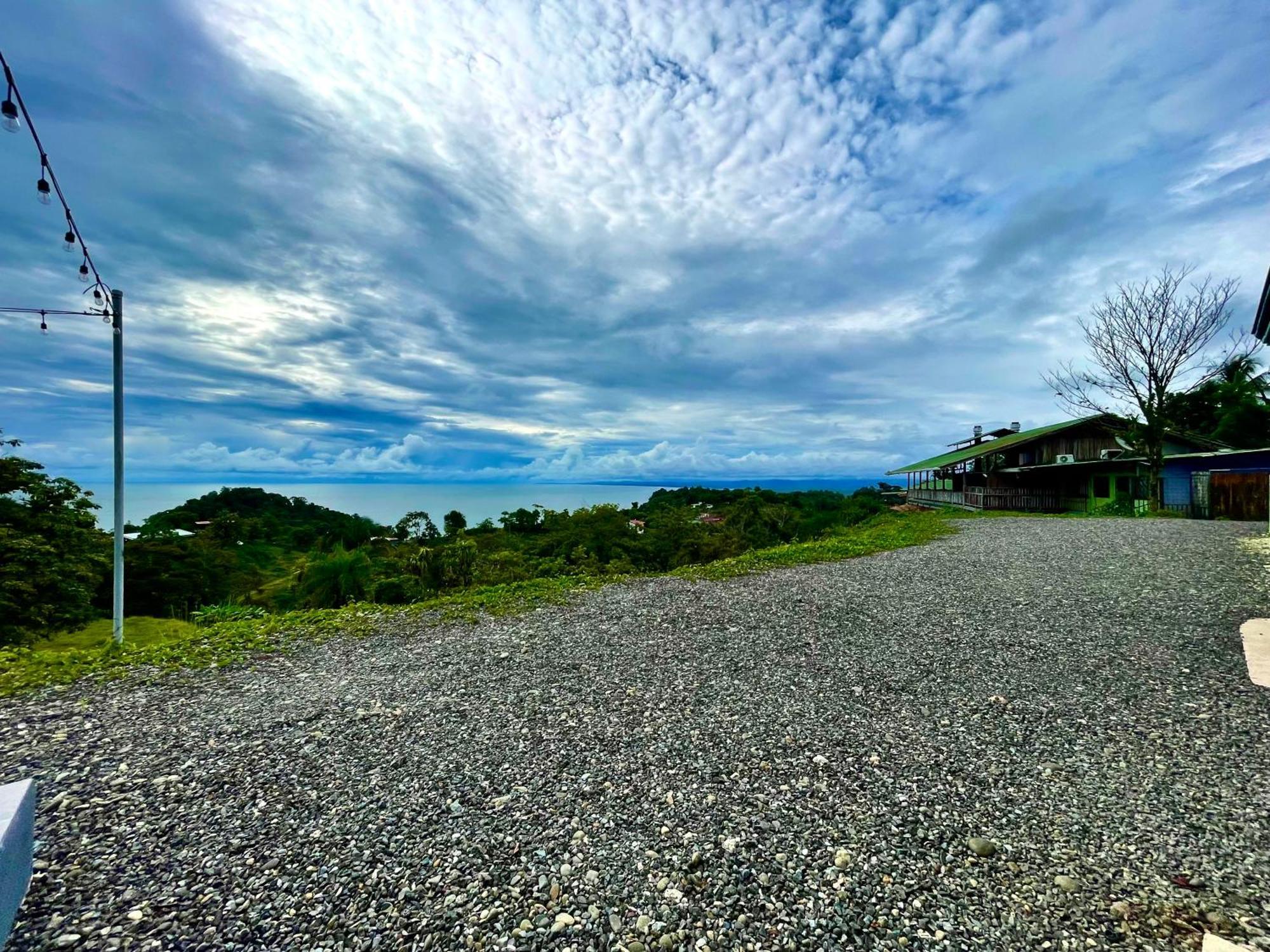 Pura Natura Lodge *