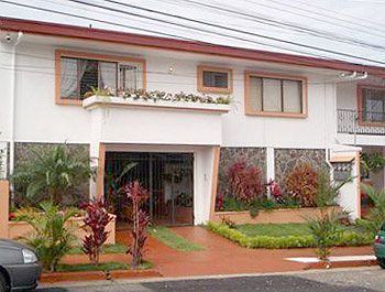 Casa Lima Hotel