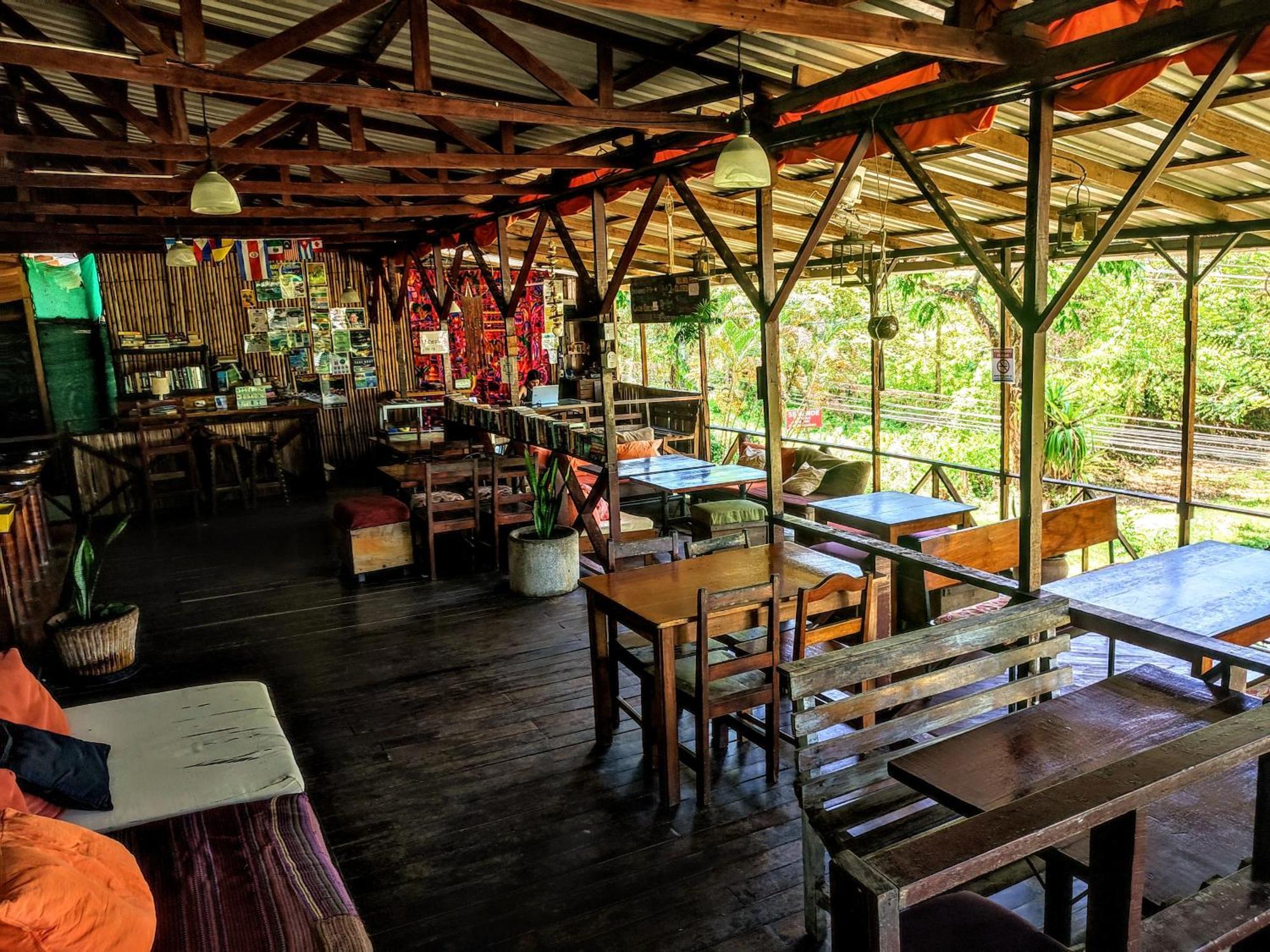 Hostel Plinio Manuel Antonio