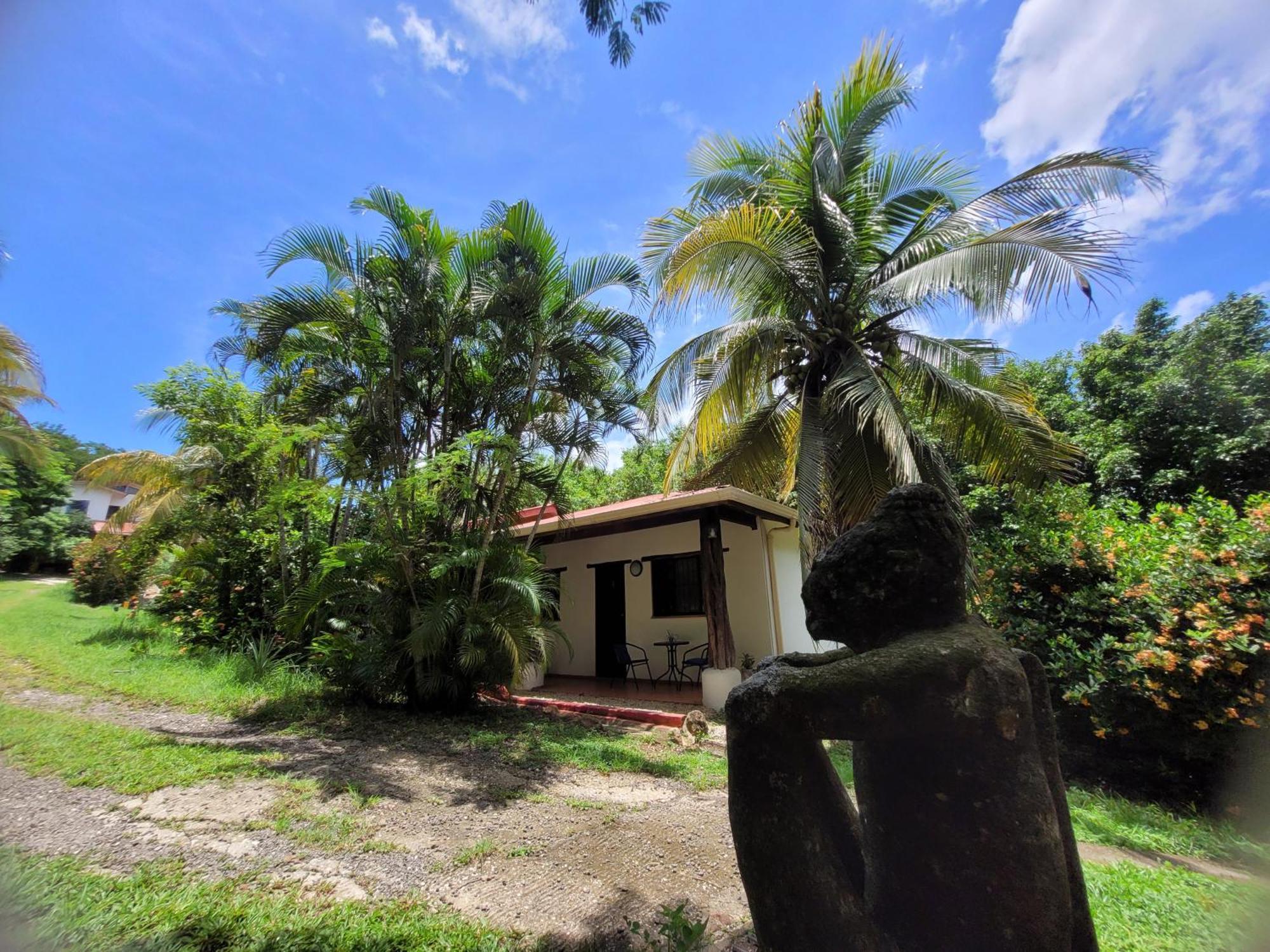 Cabinas Corazon * Tamarindo