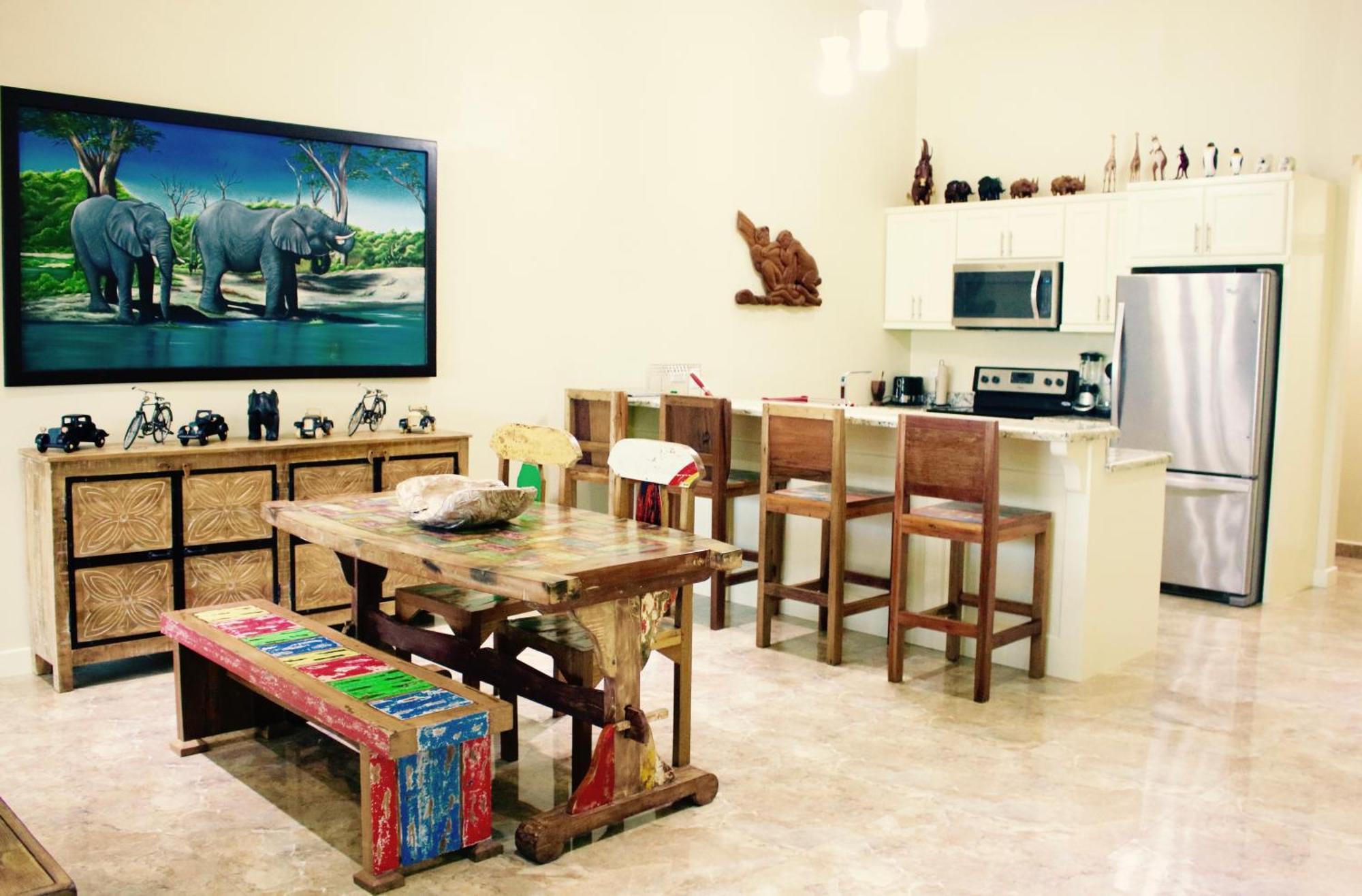 The Elephant Castle Front Penthouse Apartment Manuel Antonio