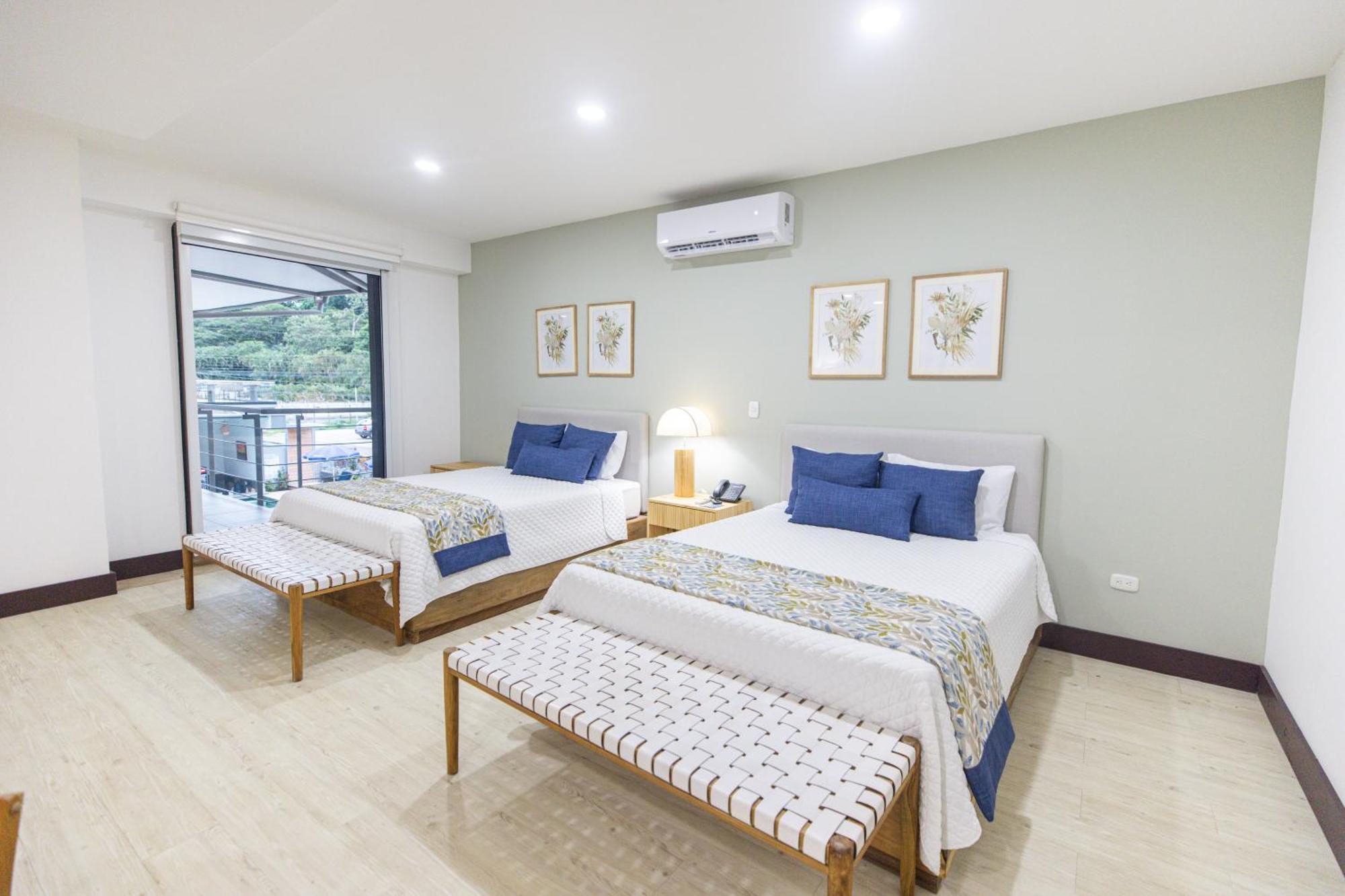 Paradise Bay Boutique Hotel