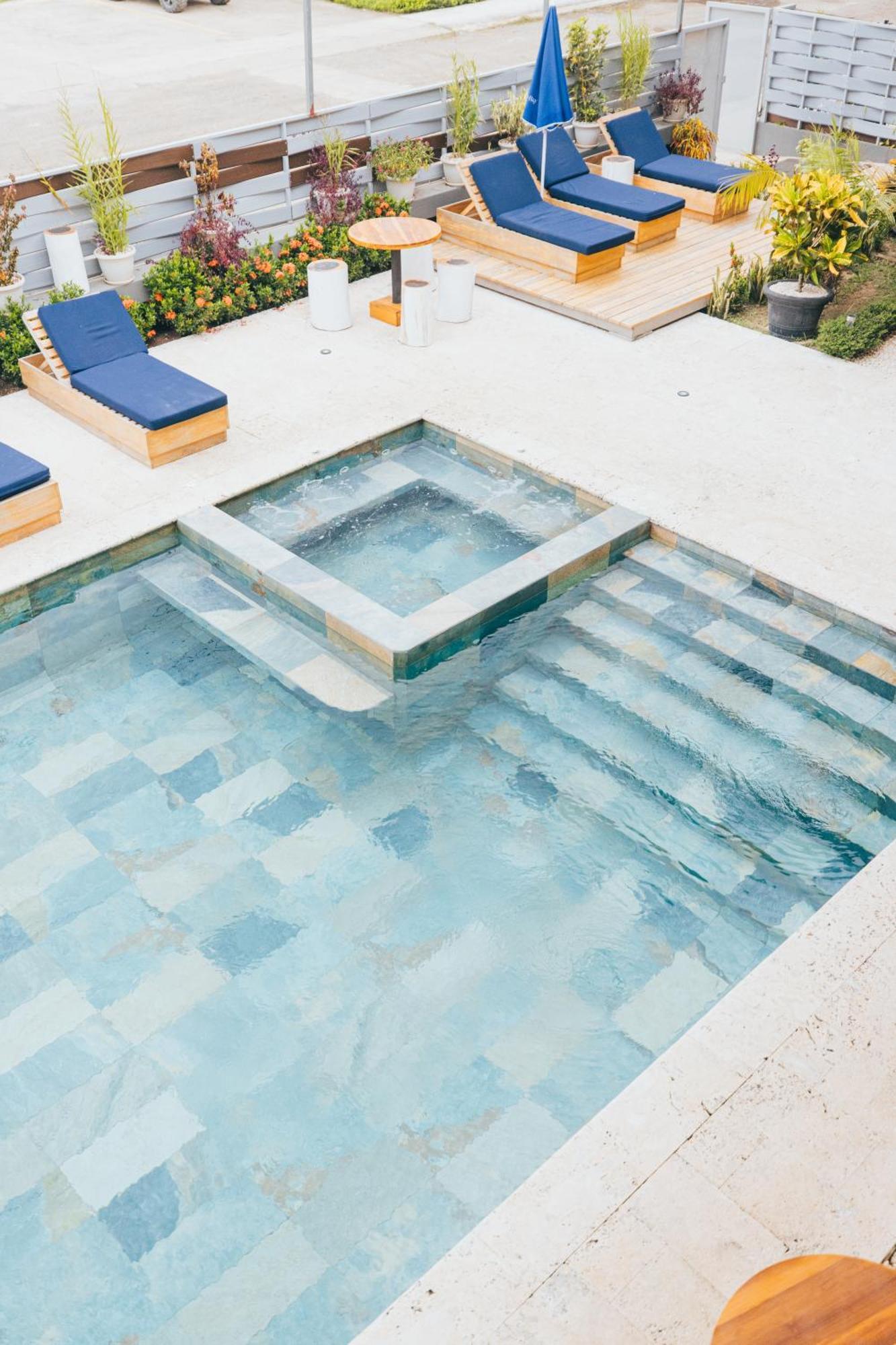Paradise Bay Boutique Hotel 3*