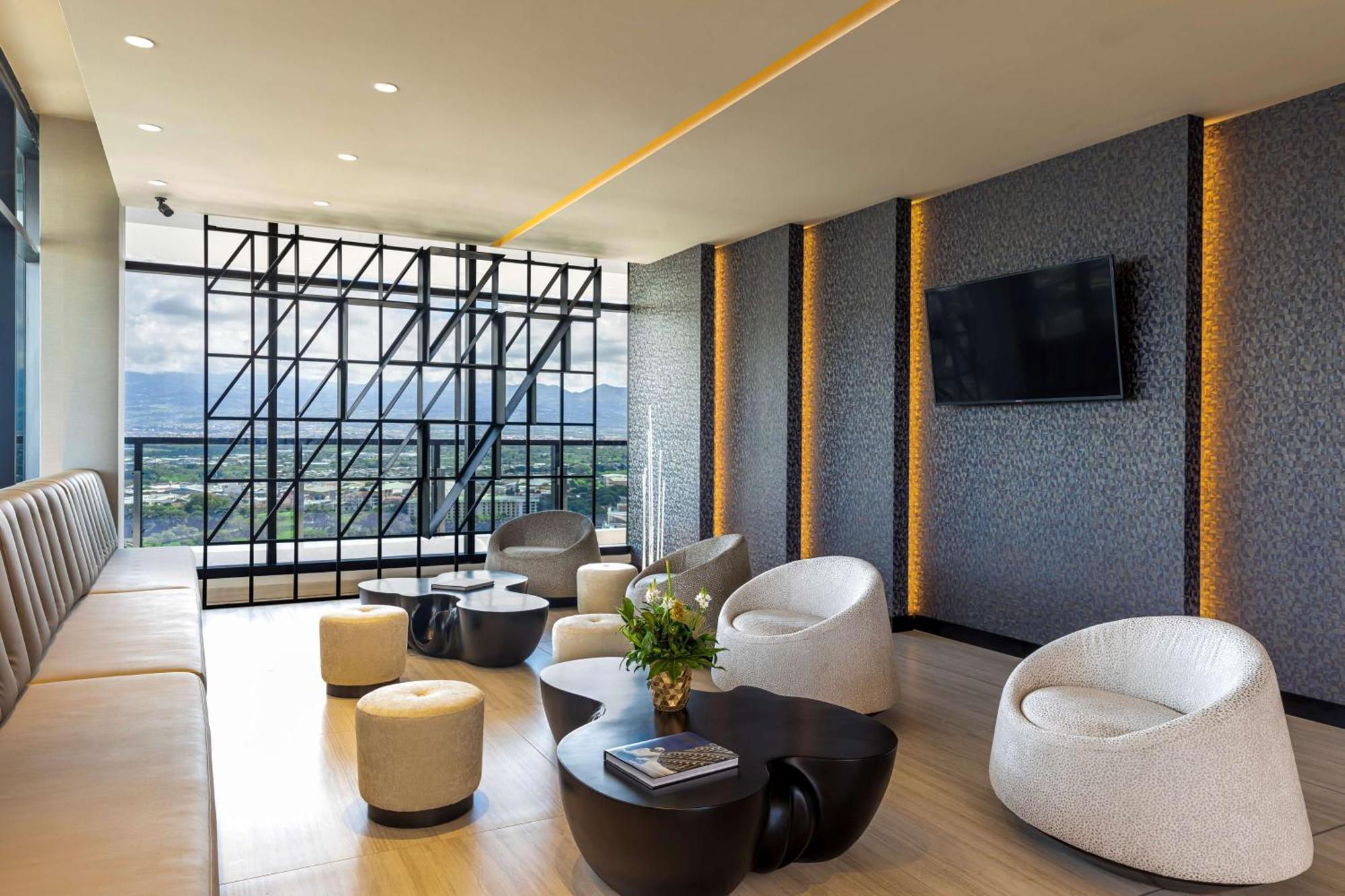 Hilton La Sabana Hotel 4*