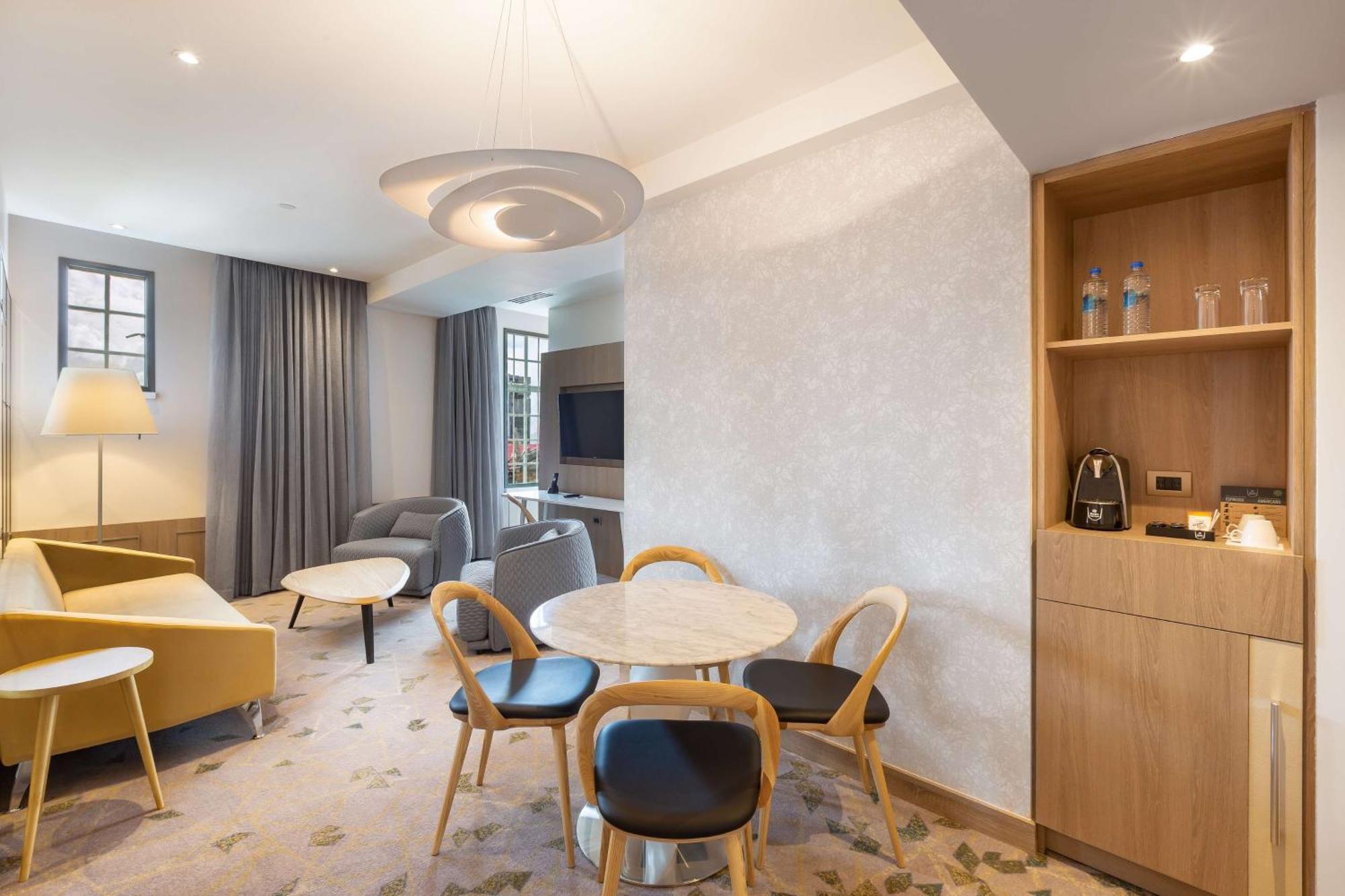 Gran Costa Rica, Curio Collection By Hilton