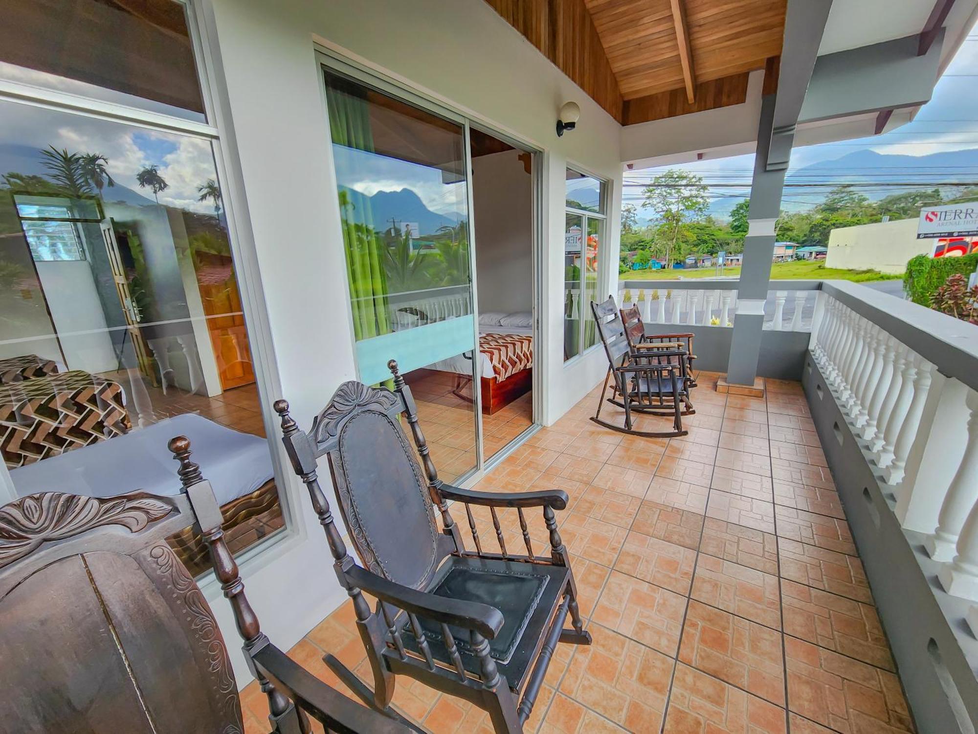 Sierra Arenal Hotel