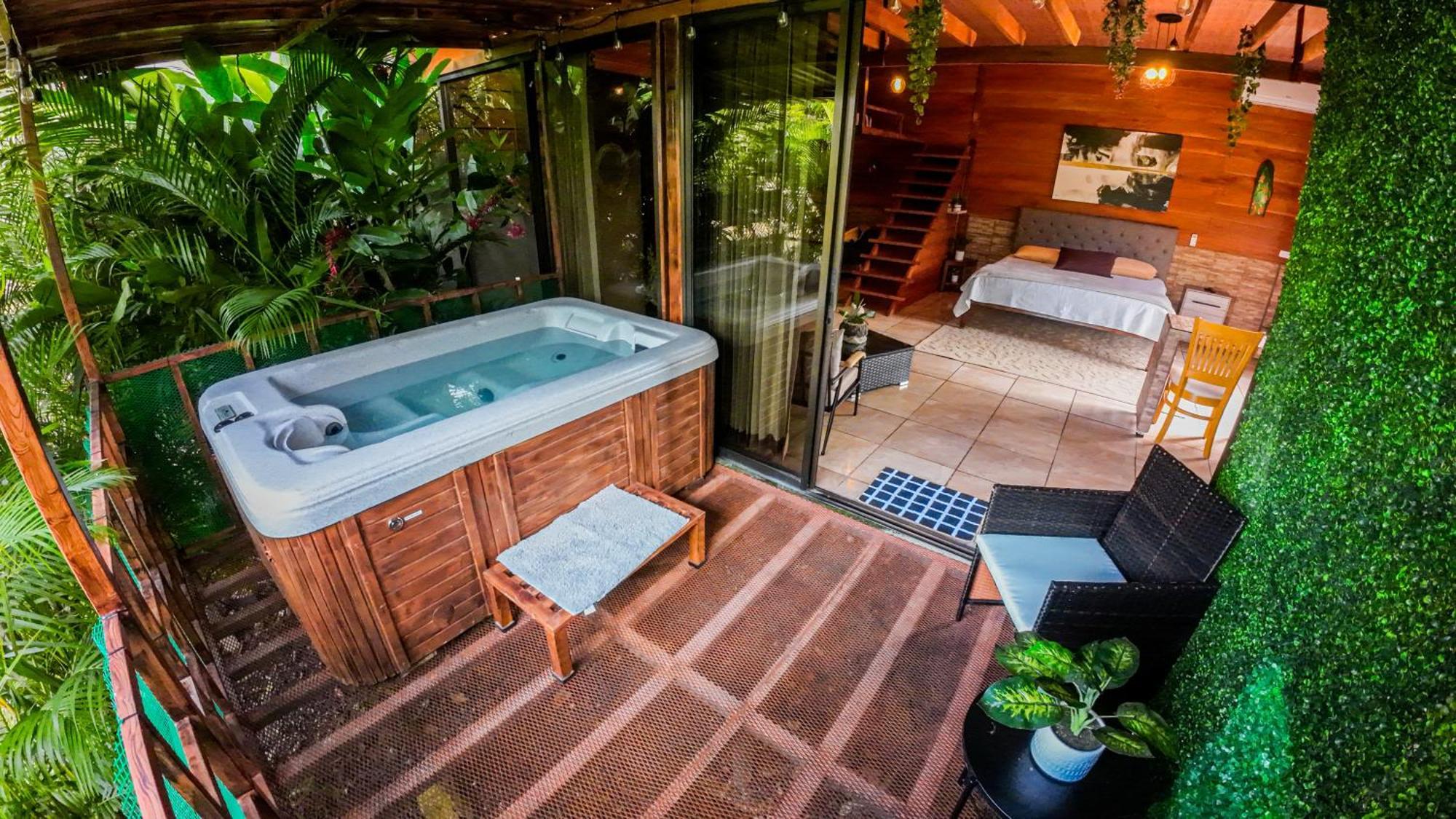 Hotel Iguanas Arenal Volcano La Fortuna