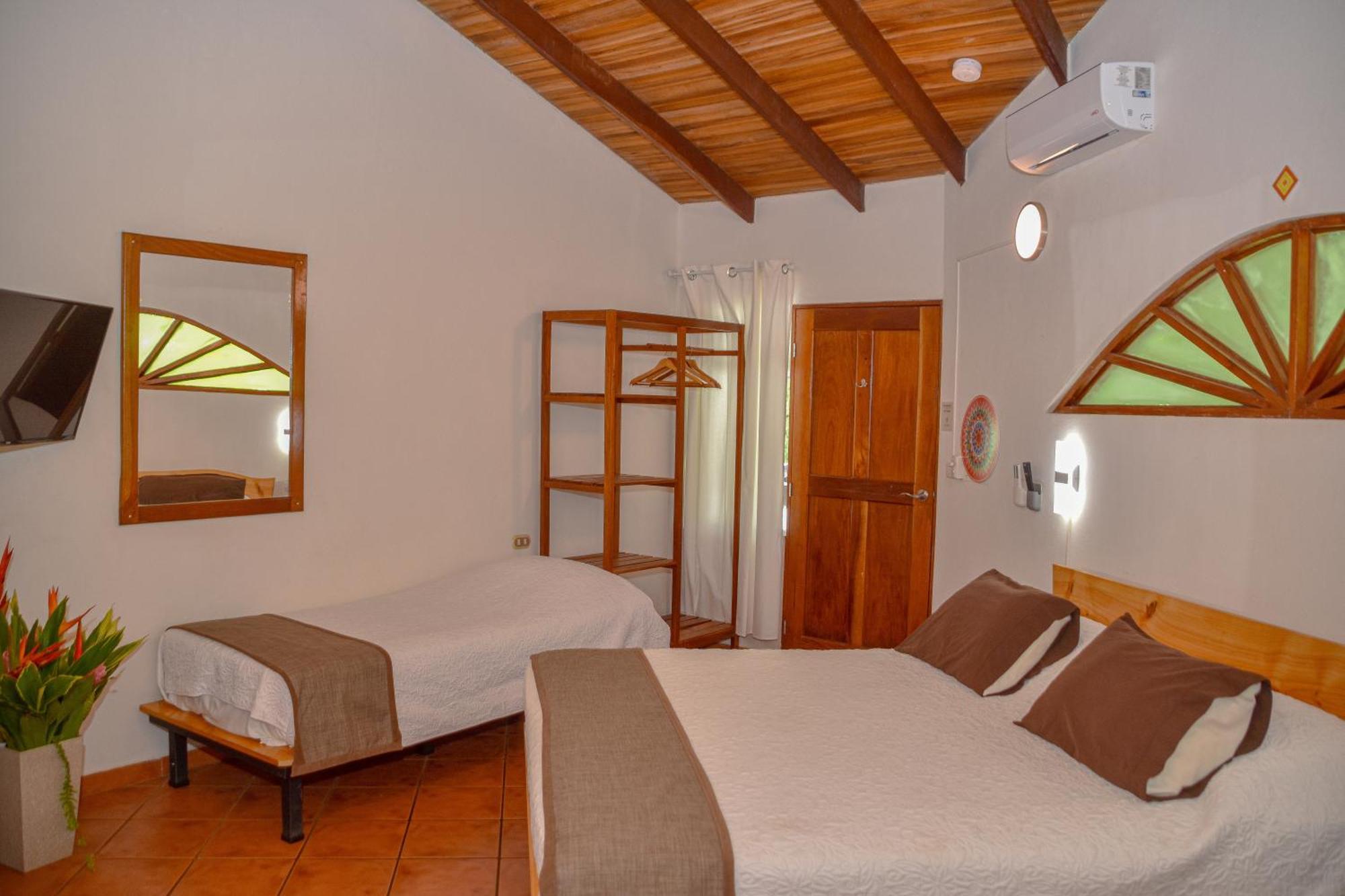 Luna Llena Bed & Breakfast