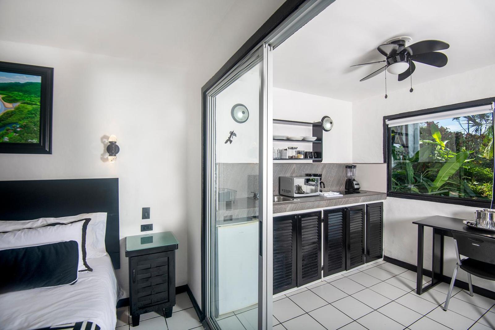 Roca Boutique & - Adult Only 3*