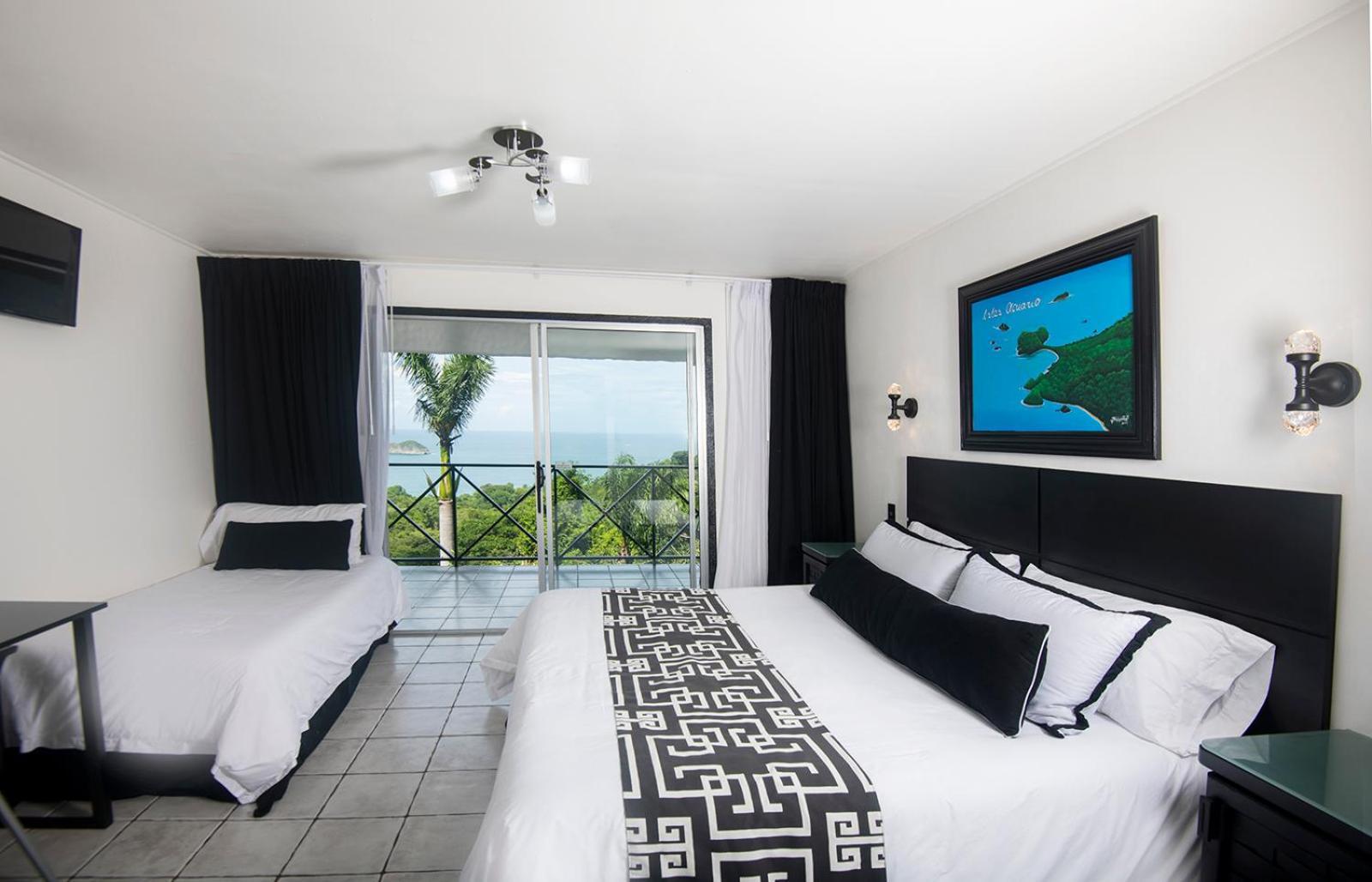 Roca Boutique & - Adult Only Hotel 3*