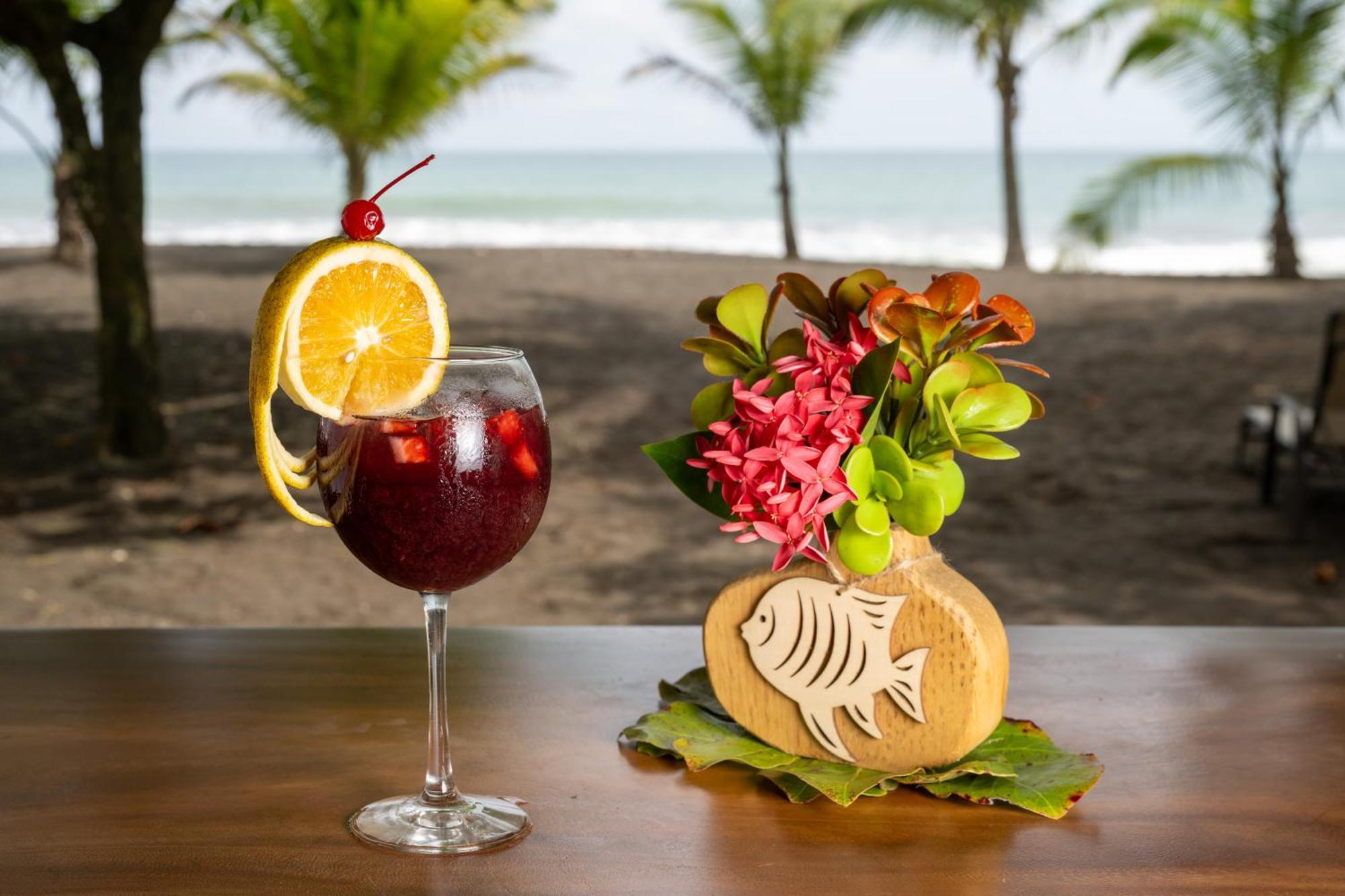 Hotel Fuego Del Sol Beachfront