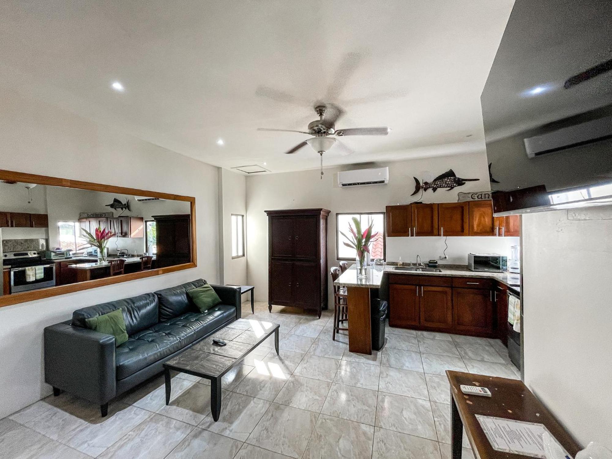 Casa Lapa Oceanside Apartment
