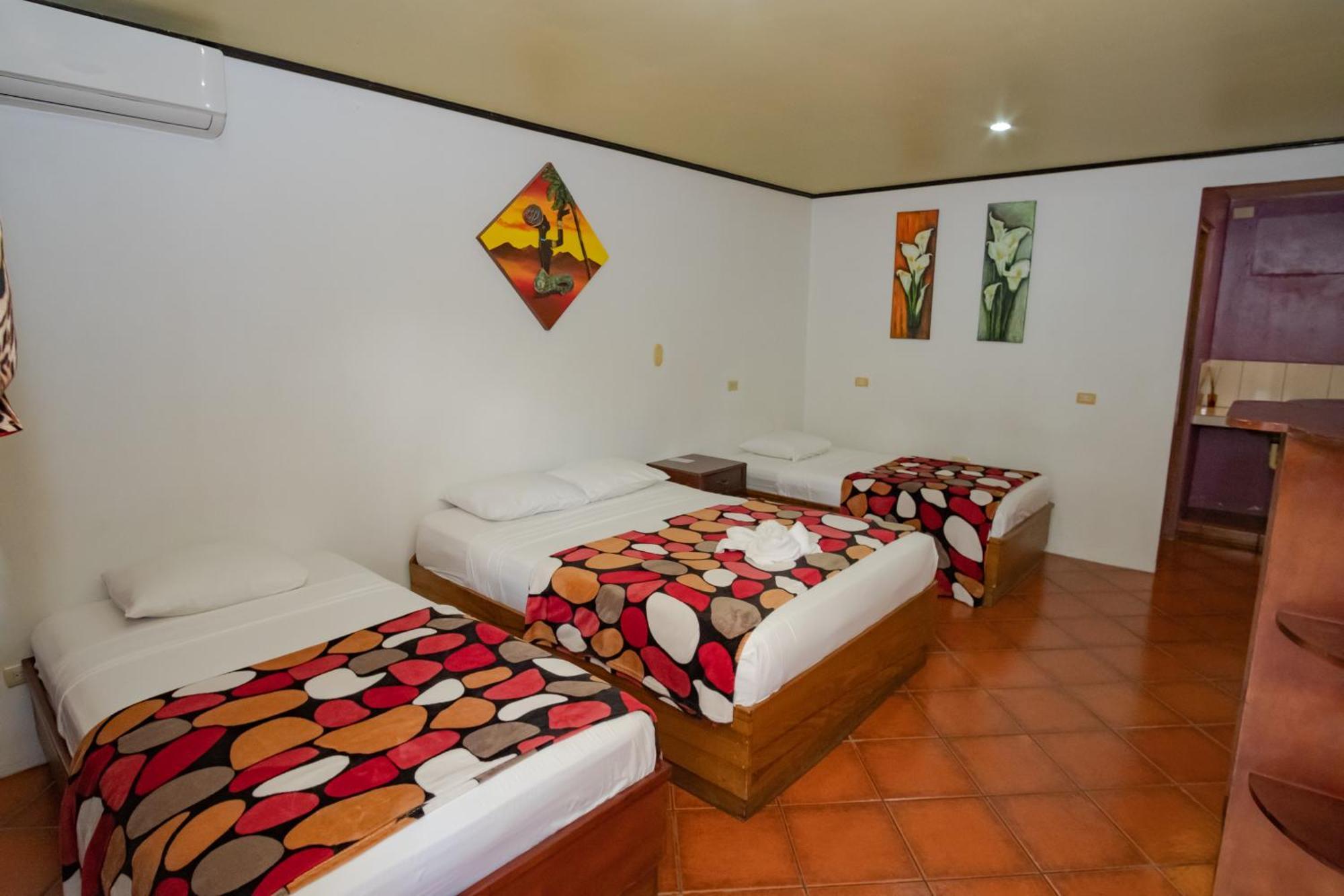 Hotel Sierra Arenal 3*