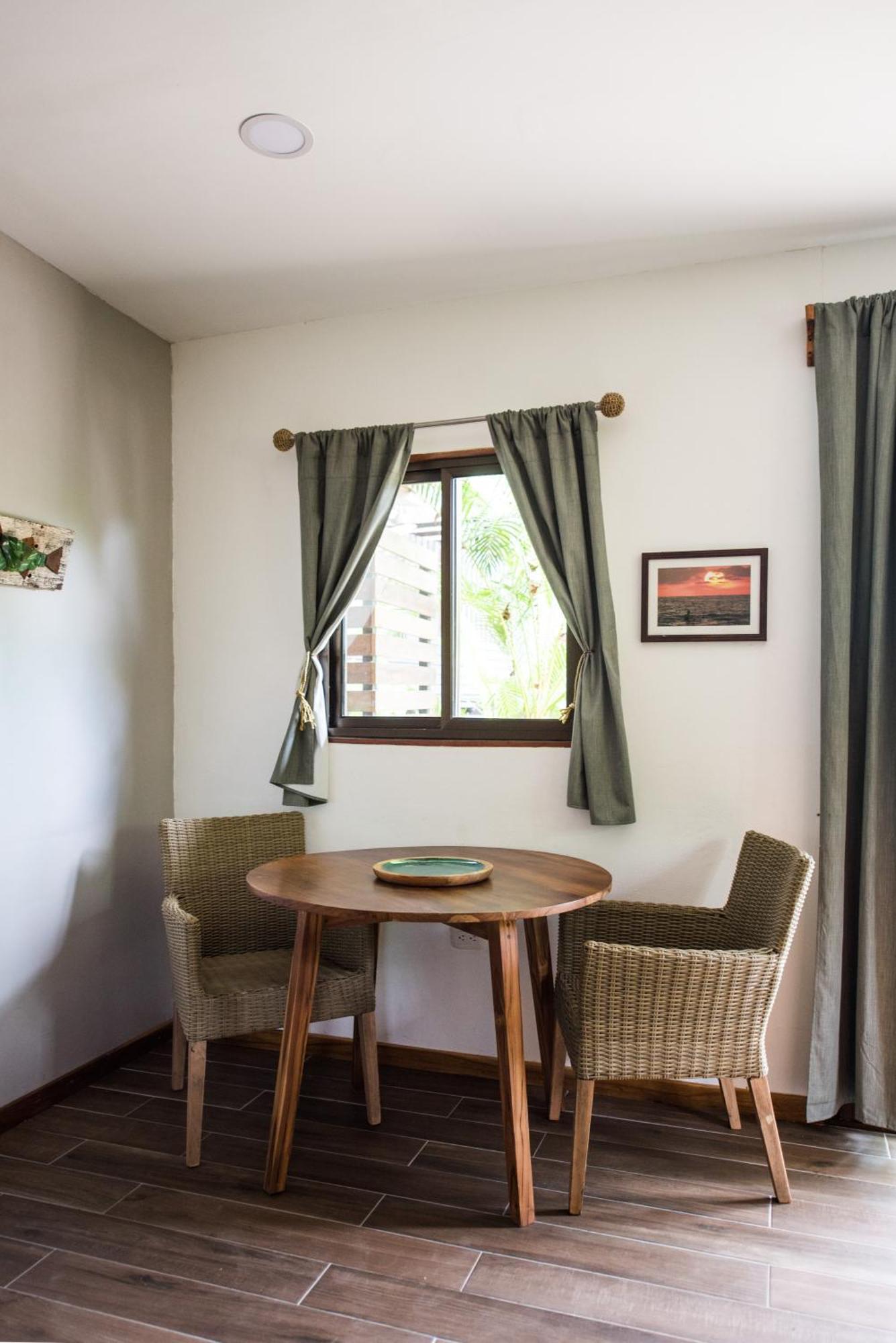 Ohana Aparthotel