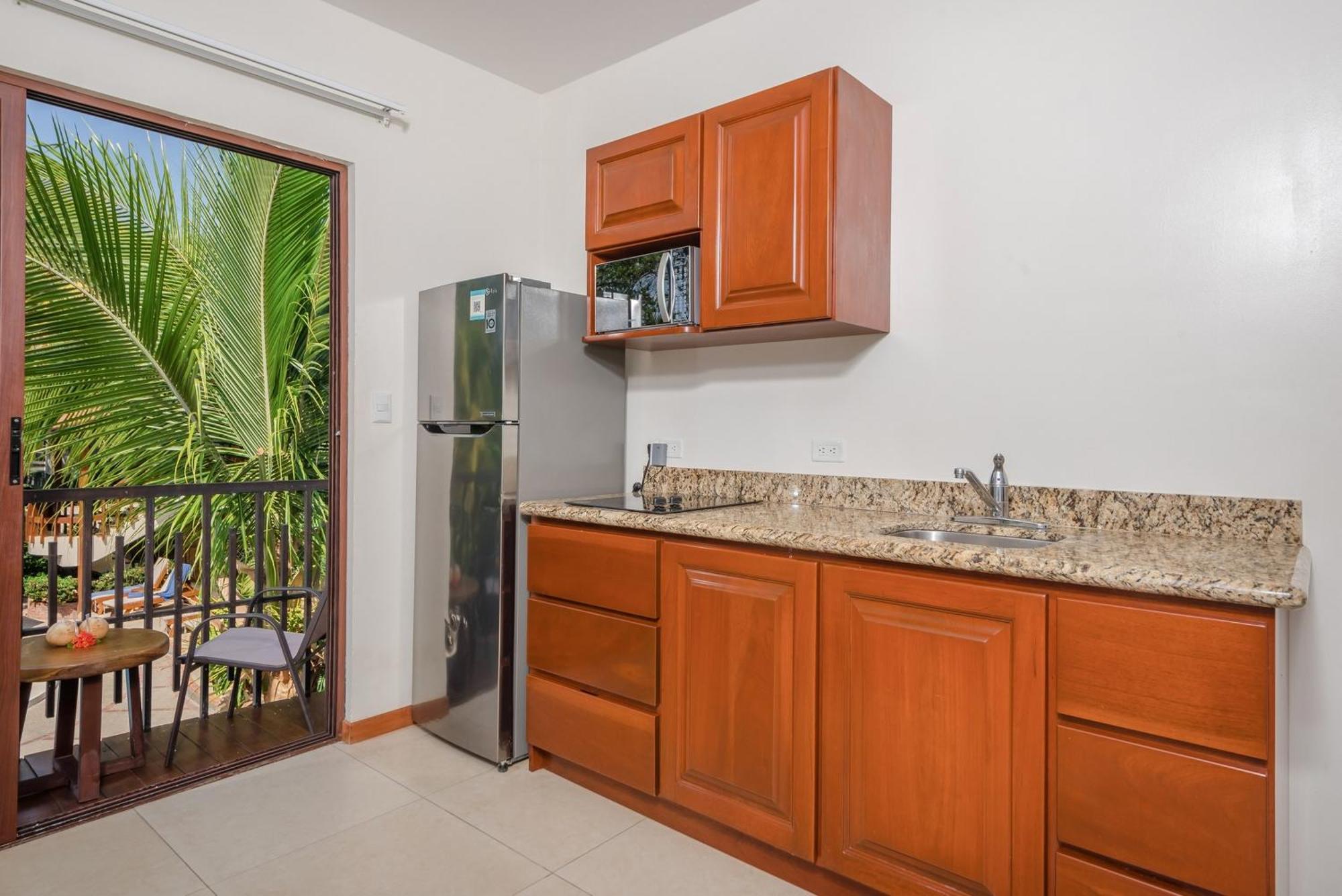The Coast Beachfront 4* Tamarindo