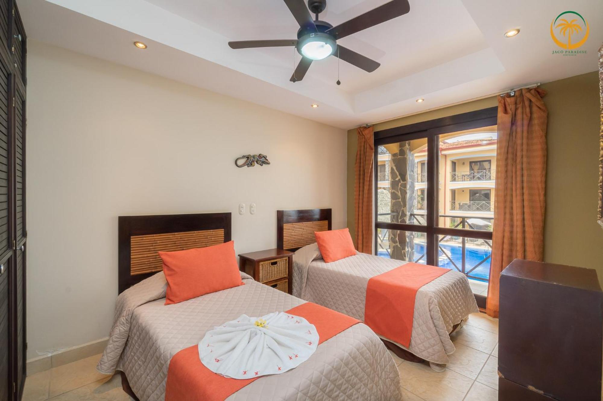 Bahia Encantada Beach Front Proyect, Jaco Paradise 4*