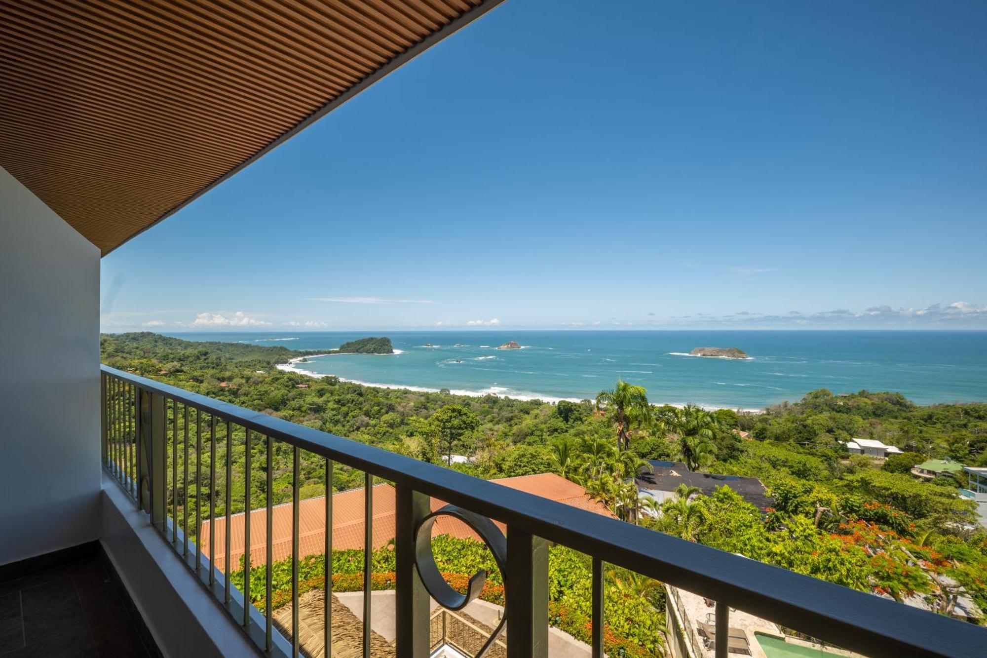 La Mariposa Hotel 4*