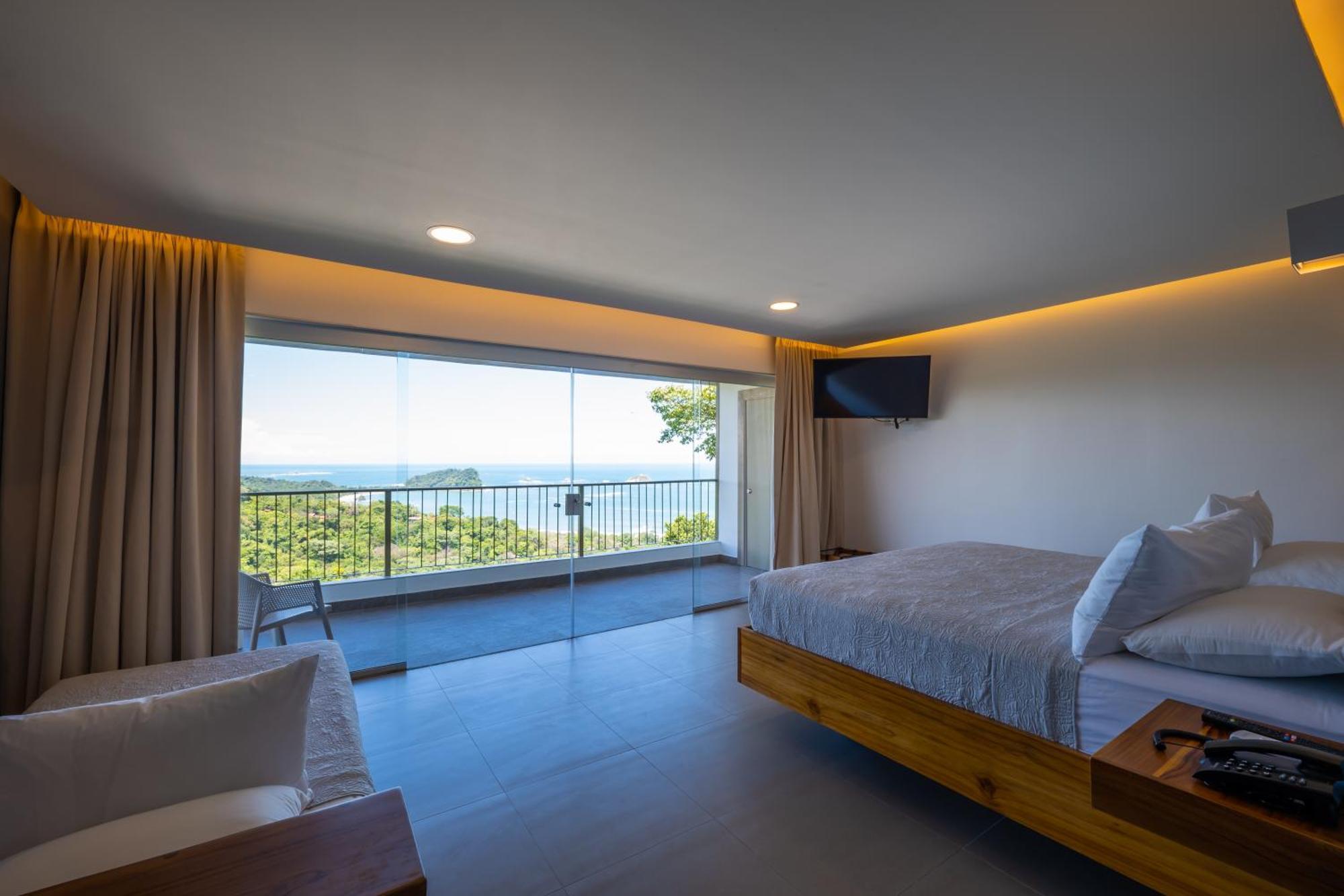 La Mariposa Hotel 4*