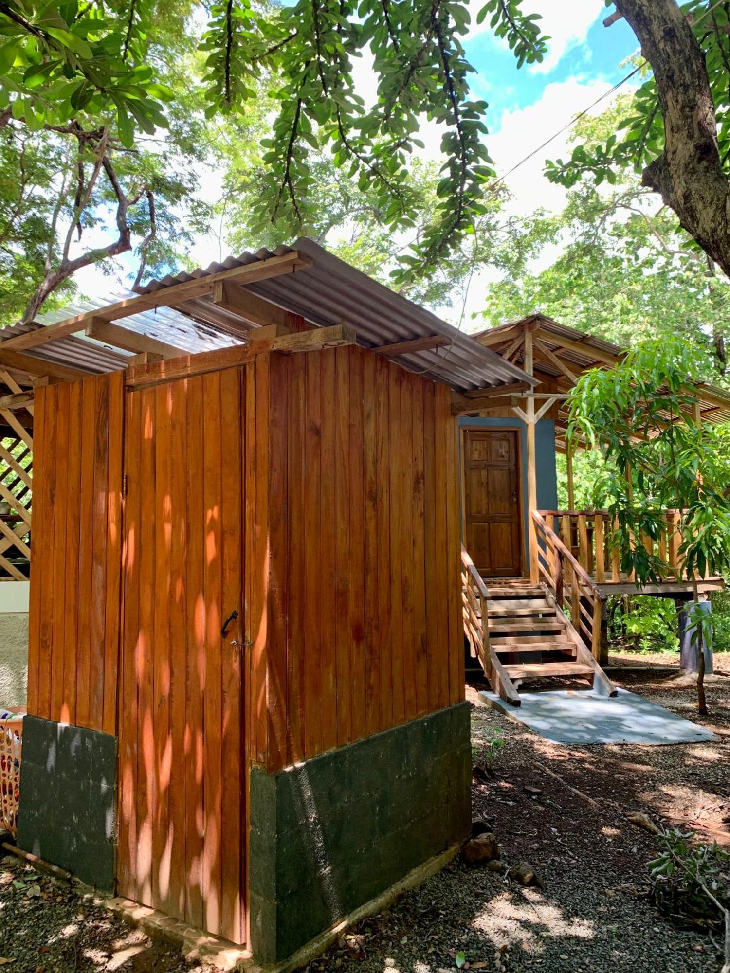 Guest house Nieves Surf And Camping.