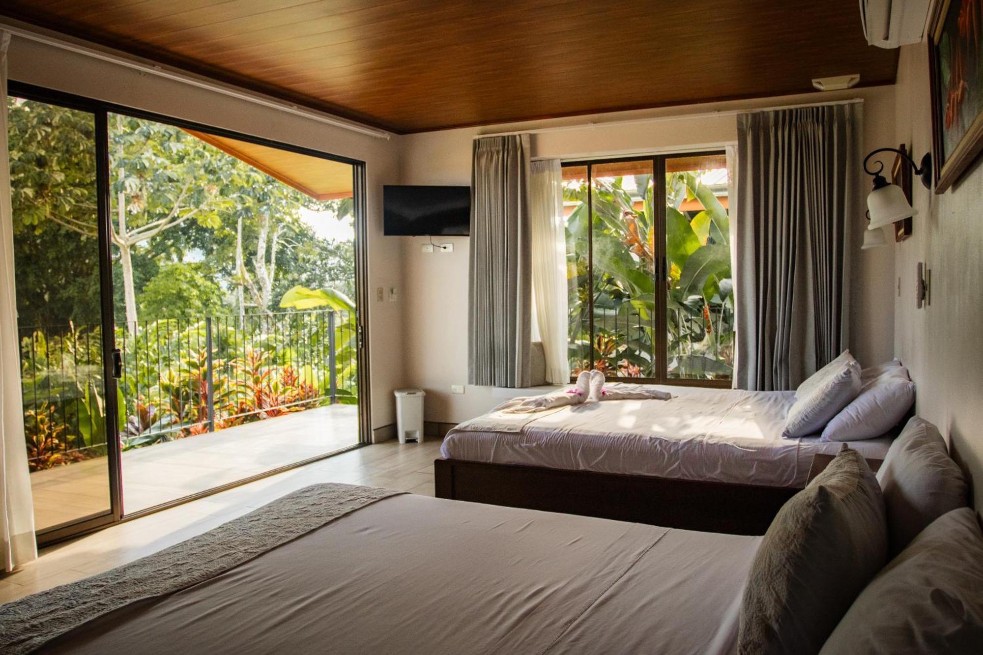 Miradas Arenal & Hotsprings 3*