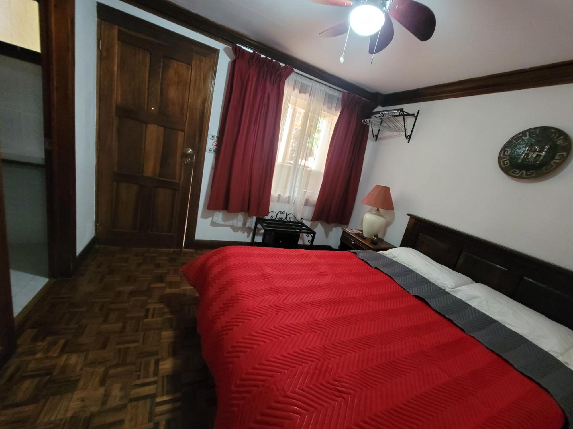 Whiskey Barrel Guest house San Jose (San Jose)