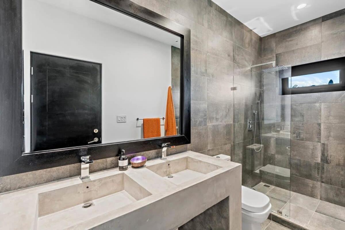 Holiday home 5-bd Beauty With Pool Above Potrero *