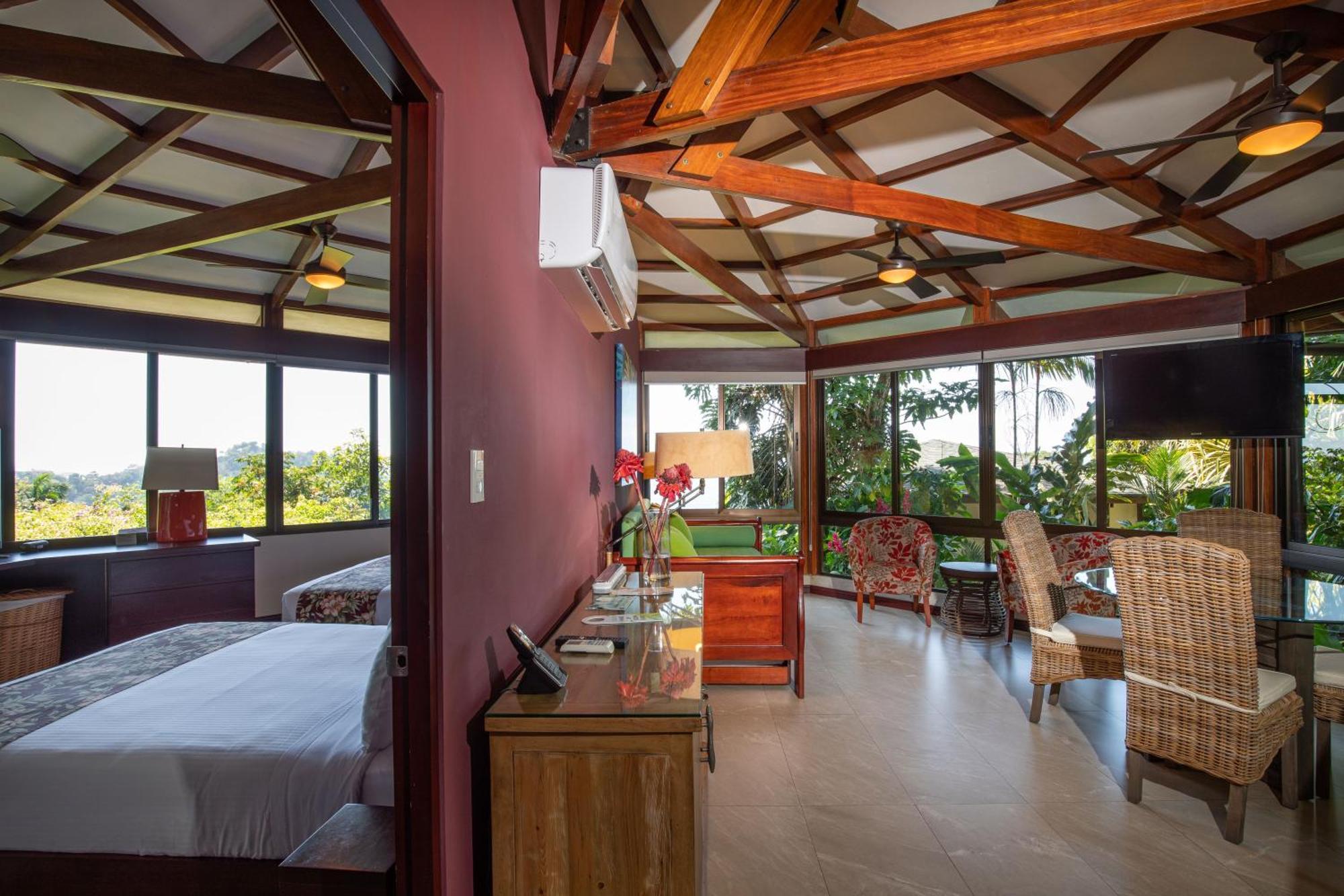 Tulemar Resort 5*