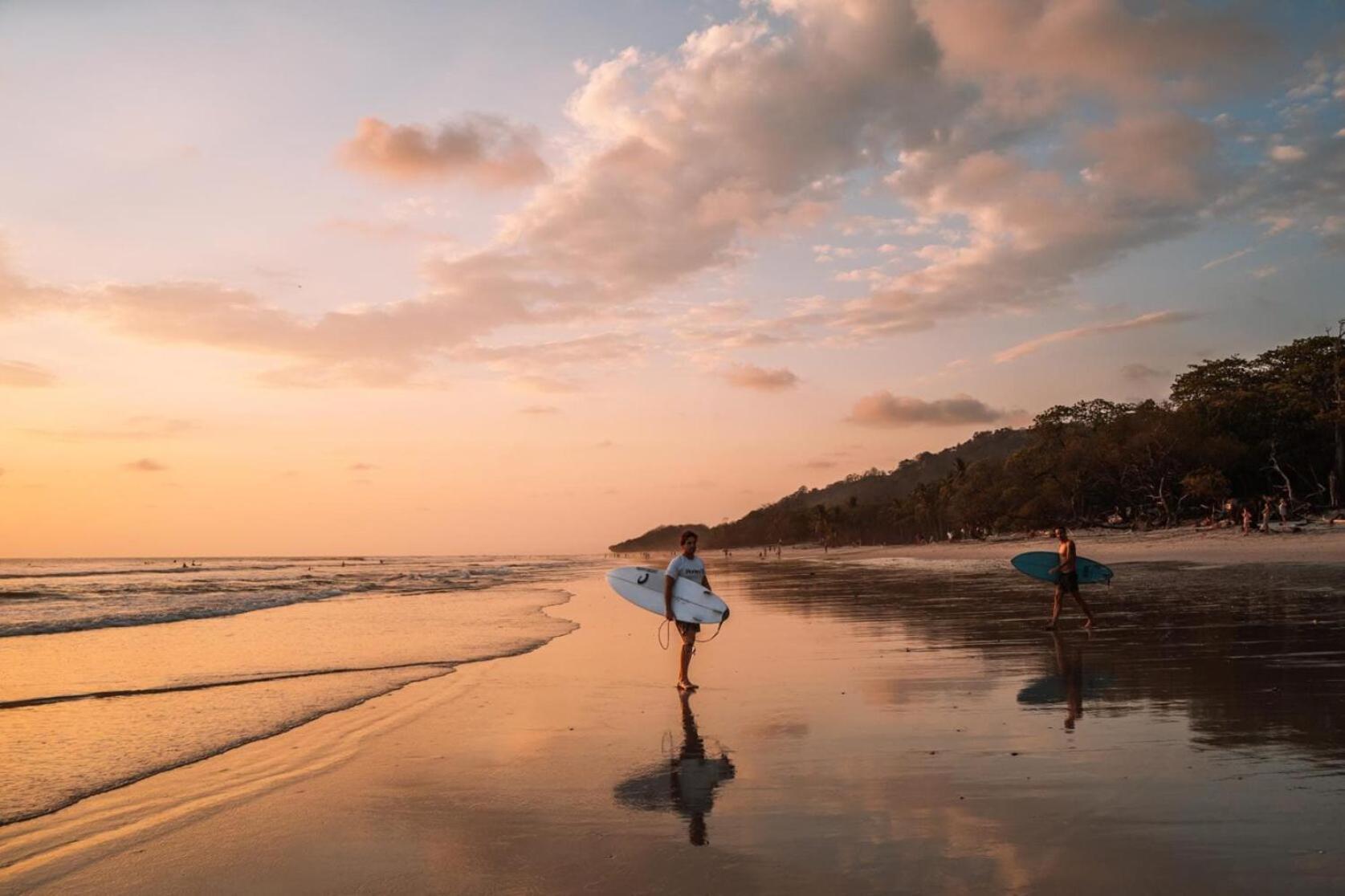 Lodge Don Jon's Surf And Yoga