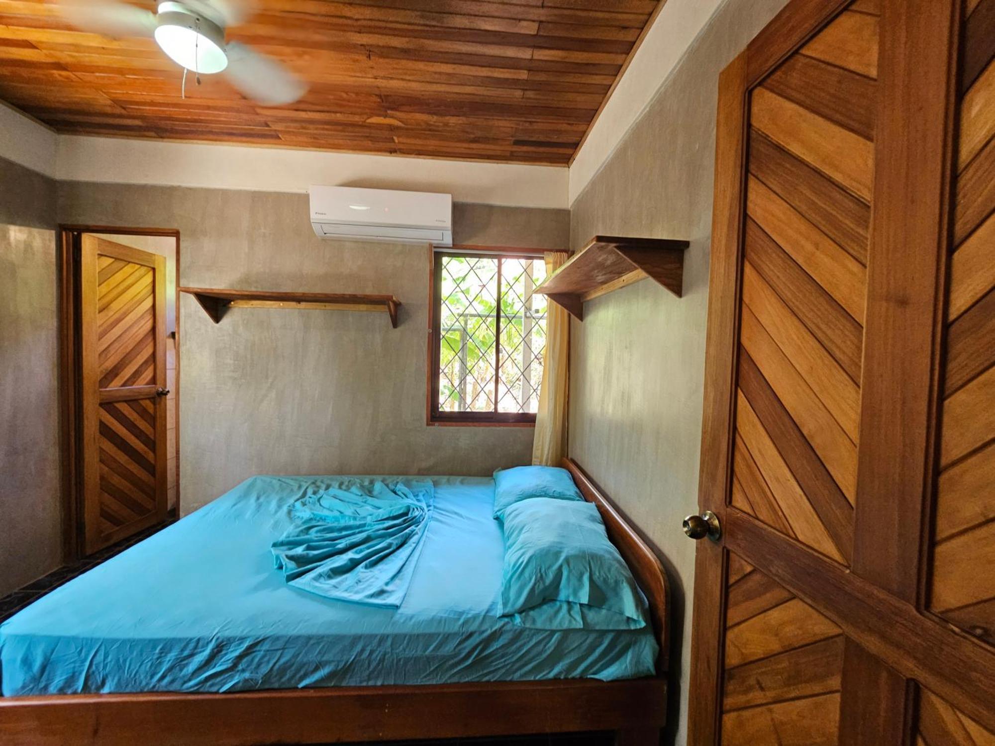 Lodge Don Jon's Surf And Yoga