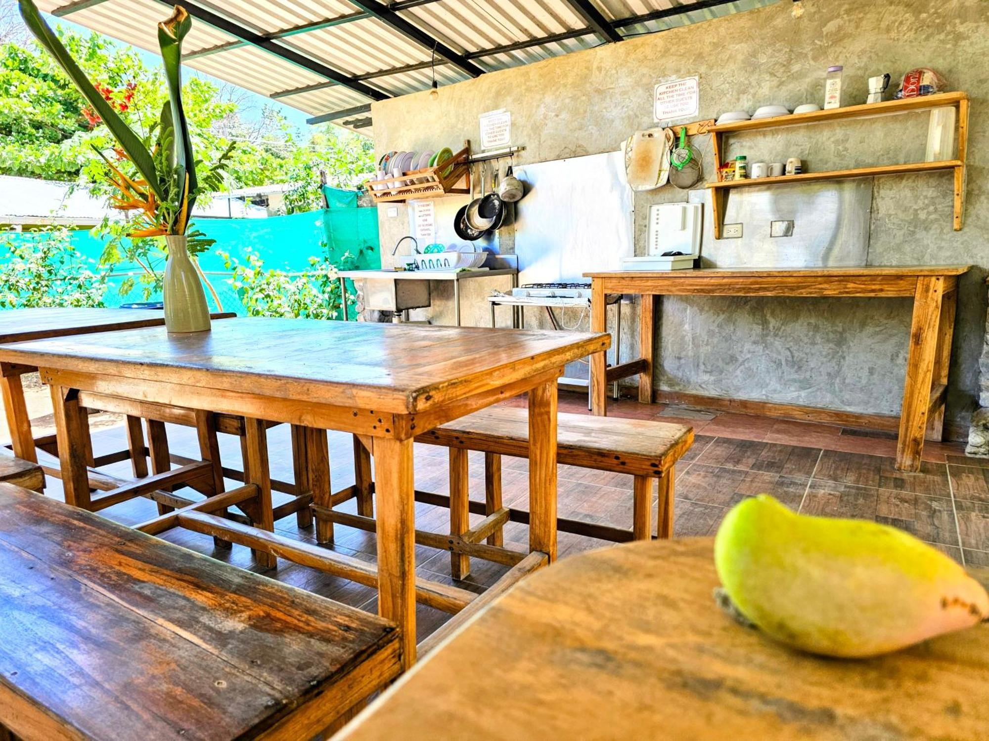 Lodge Don Jon's Surf And Yoga *