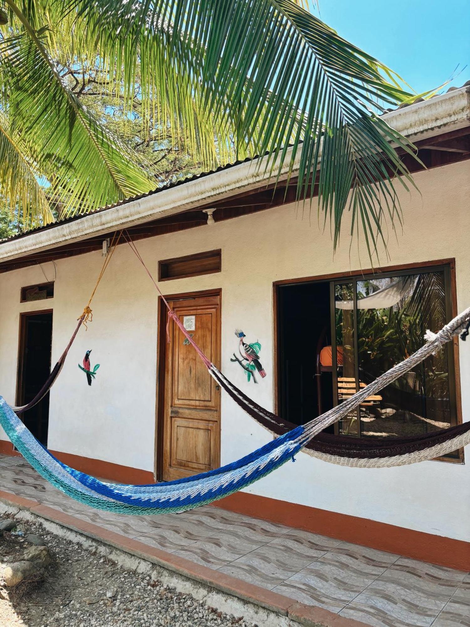 Don Jon's Surf And Yoga Playa Santa Teresa (Puntarenas)